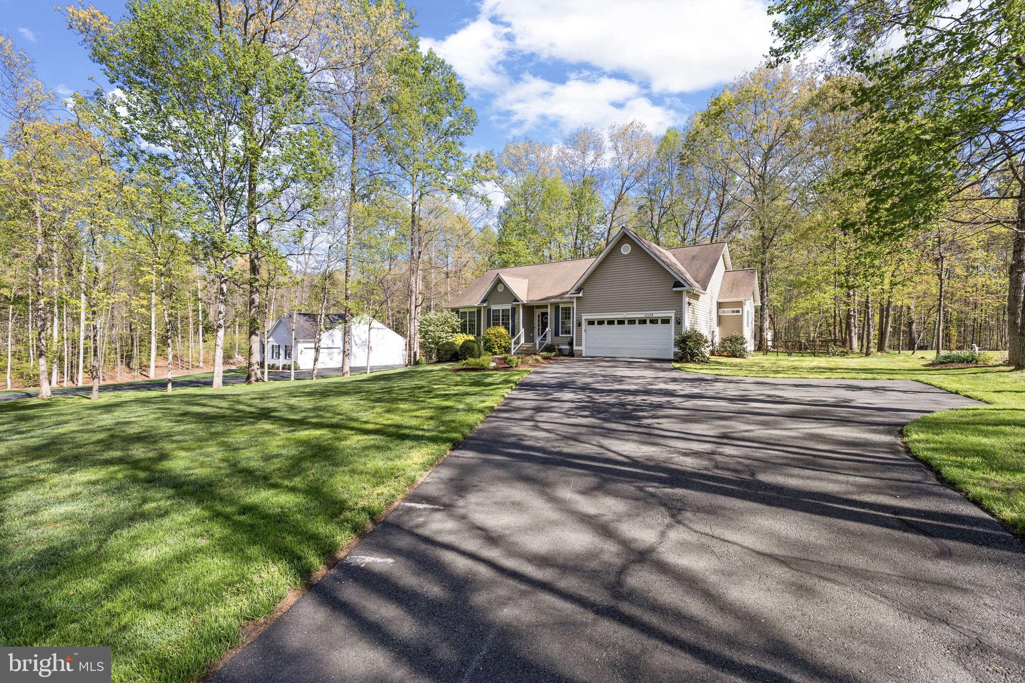 ROCKLAND CREEK ESTATES - Residential