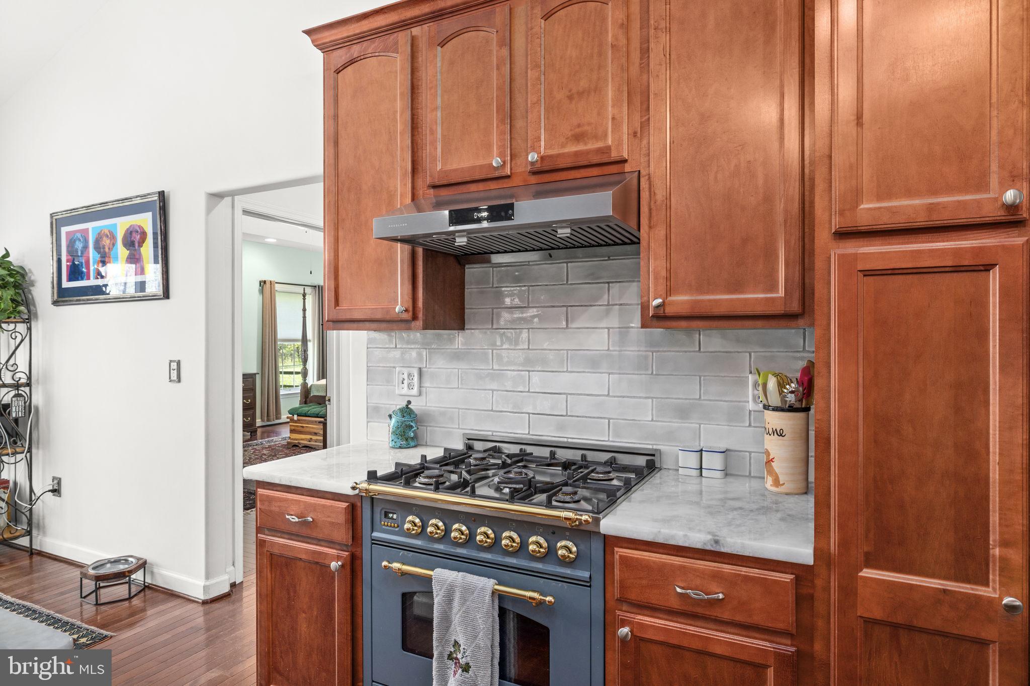 ROCKLAND CREEK ESTATES - Residential