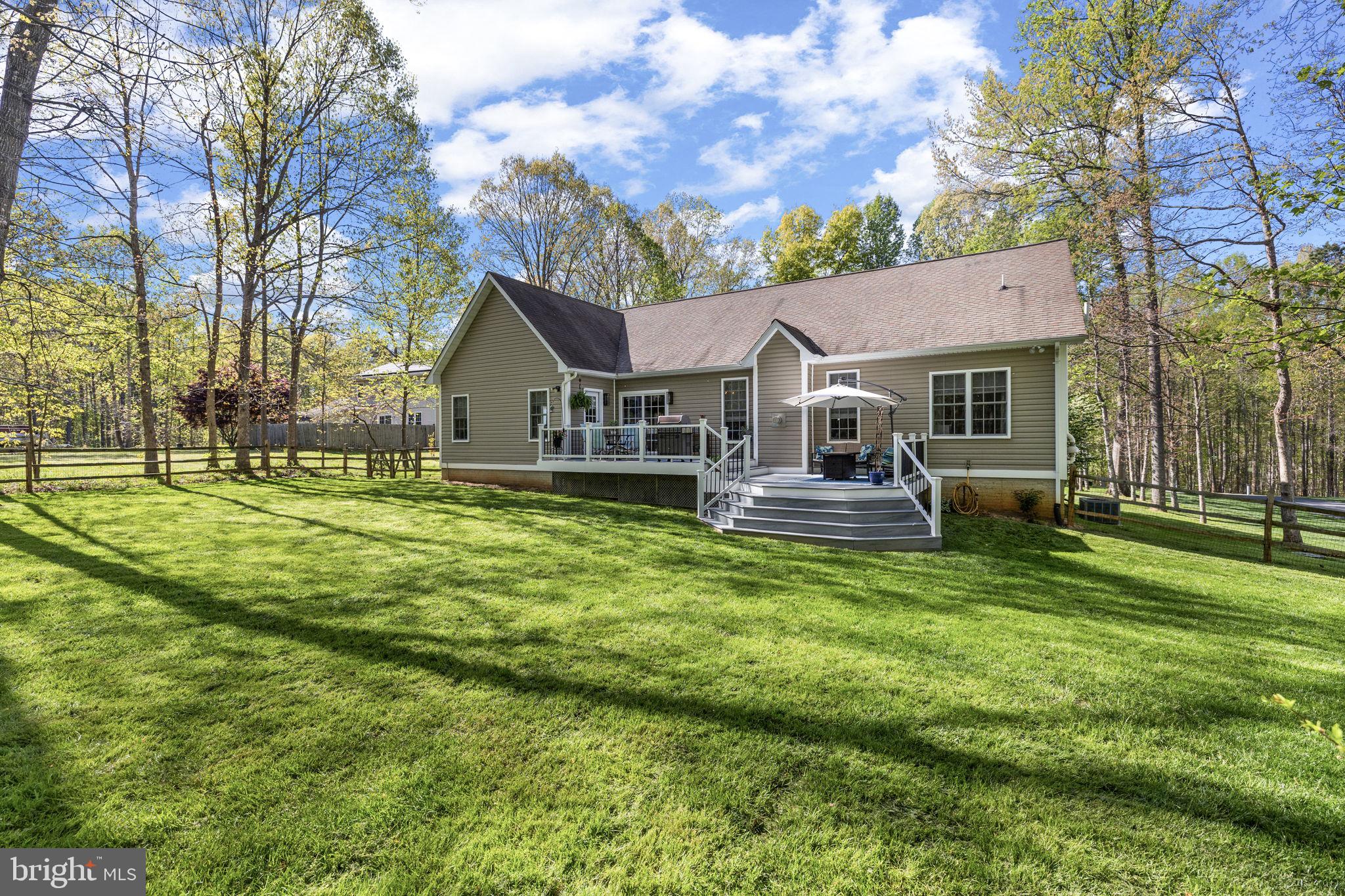 ROCKLAND CREEK ESTATES - Residential