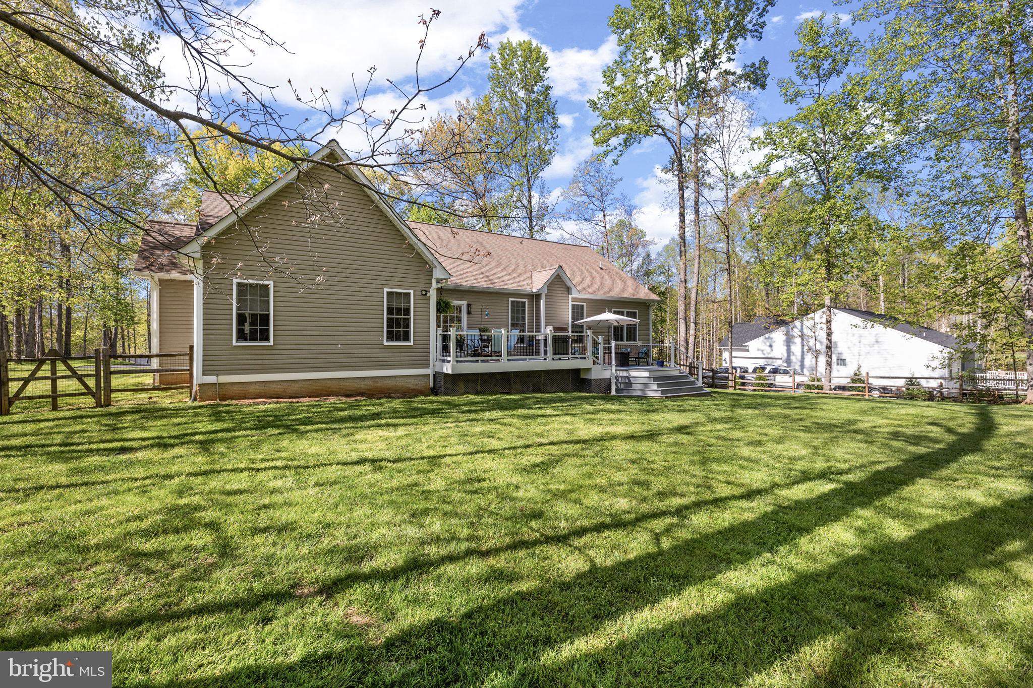 ROCKLAND CREEK ESTATES - Residential