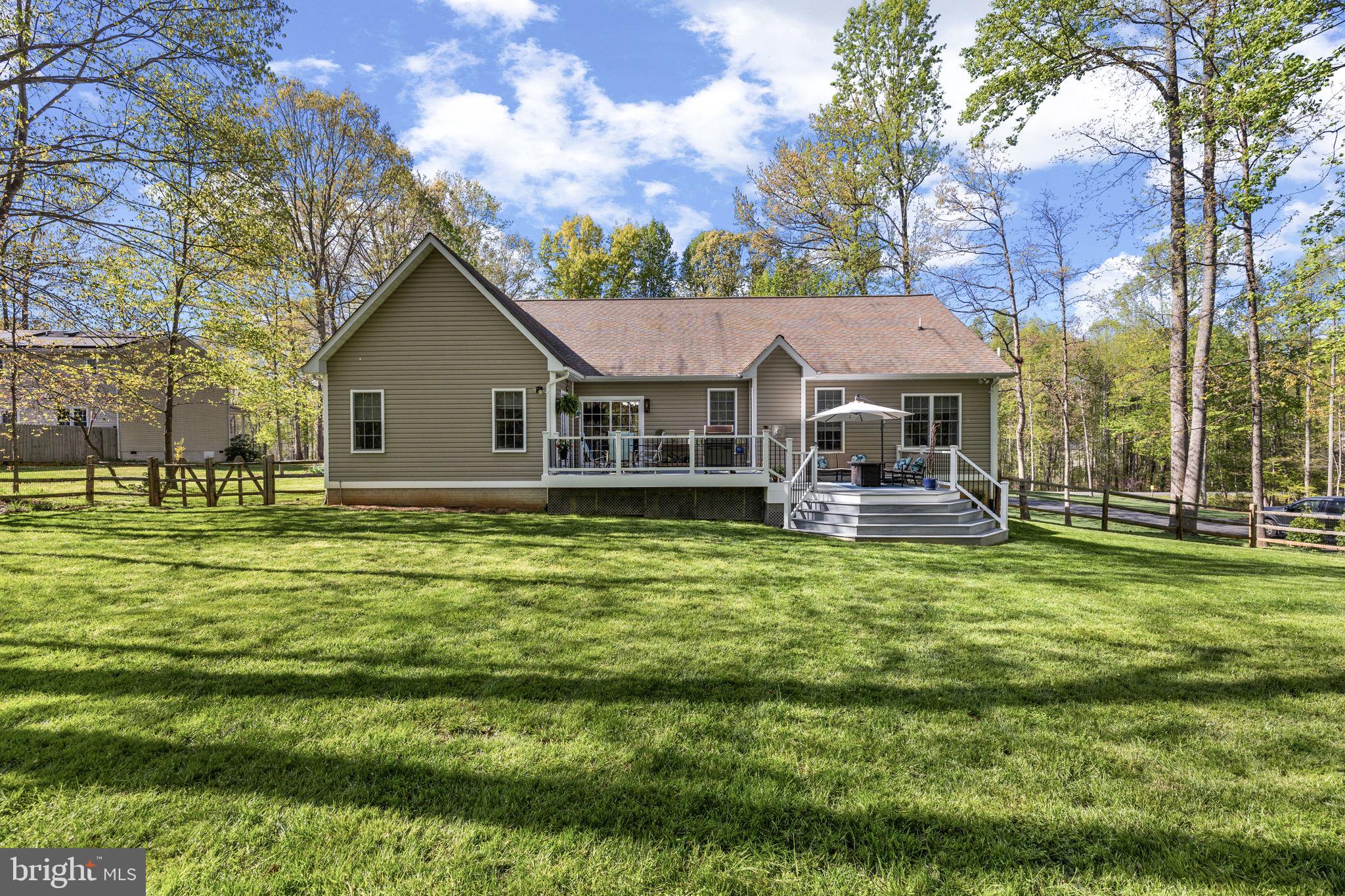 ROCKLAND CREEK ESTATES - Residential