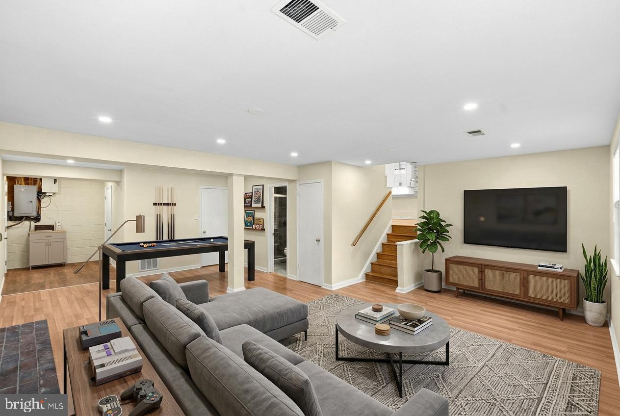 3432 ETHEL COURT