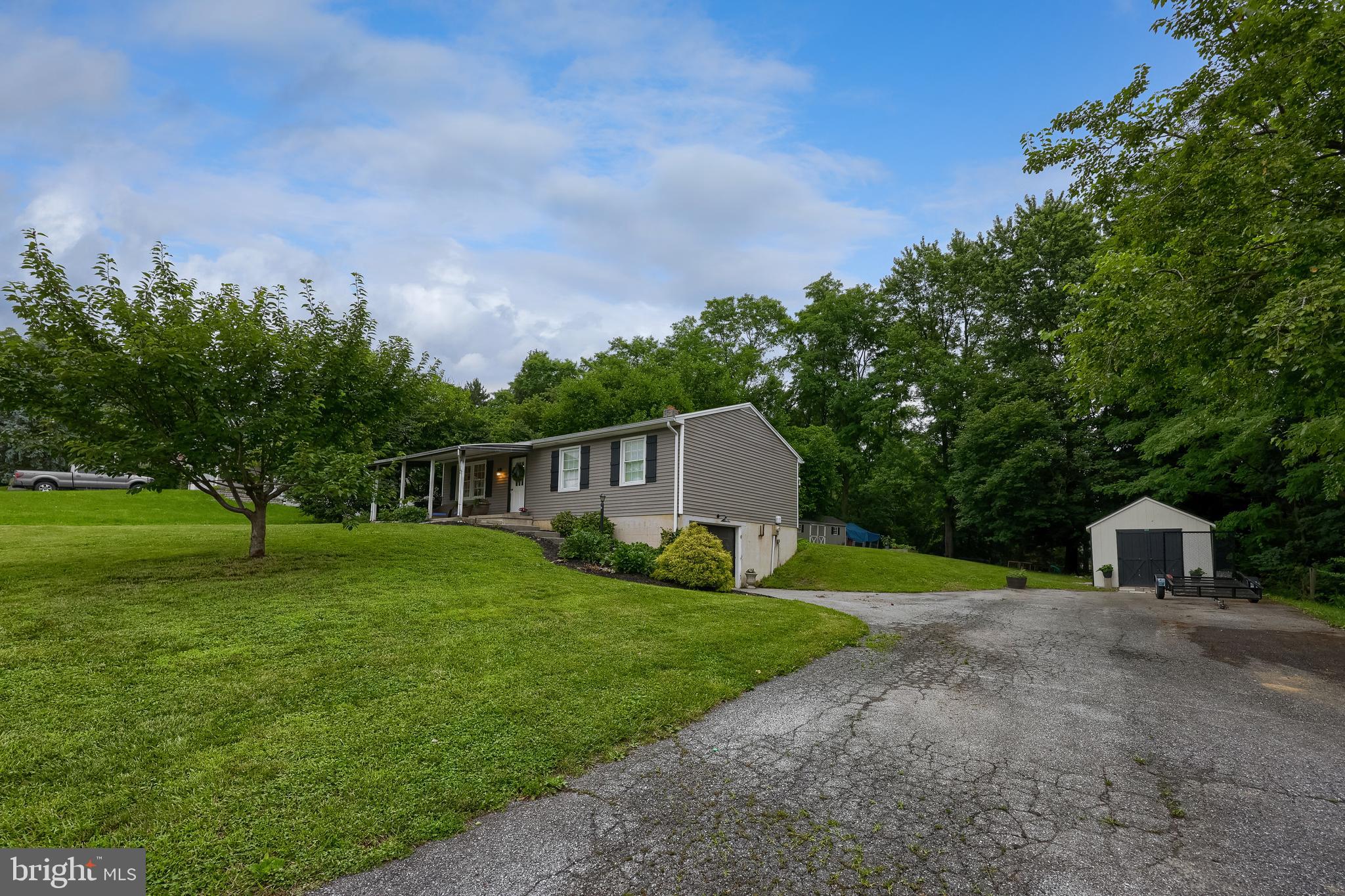 210 PROSPECT HILL
