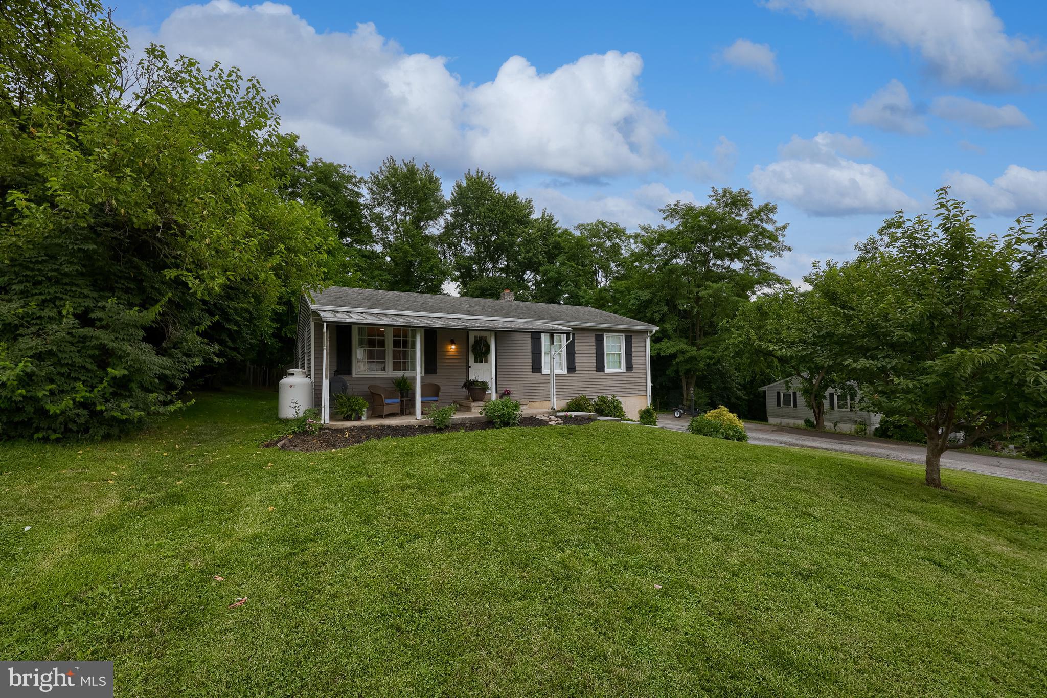 210 PROSPECT HILL
