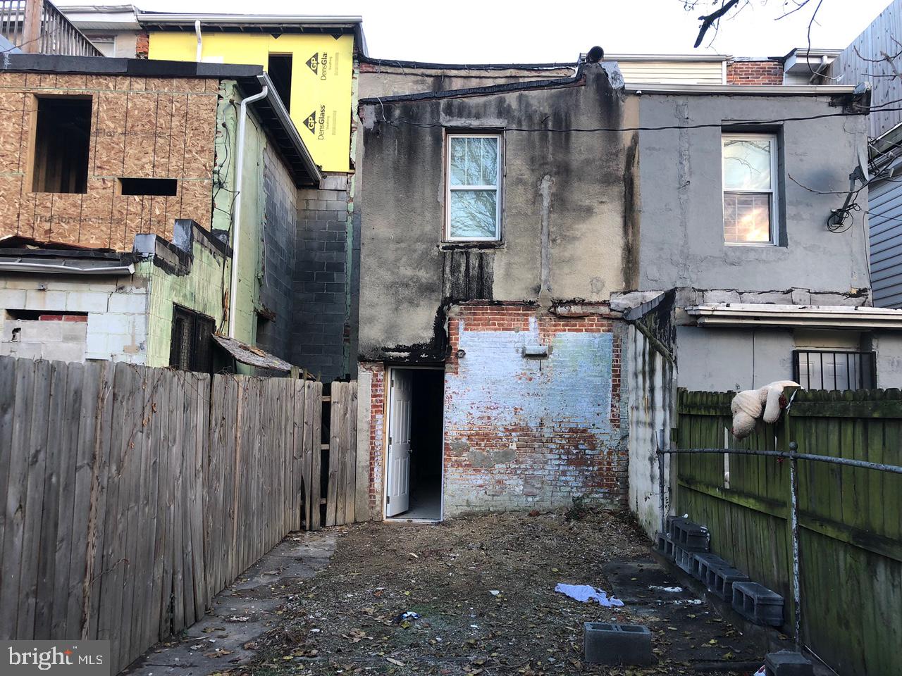 FRANKLIN SQUARE HISTORIC DISTRICT - Residential