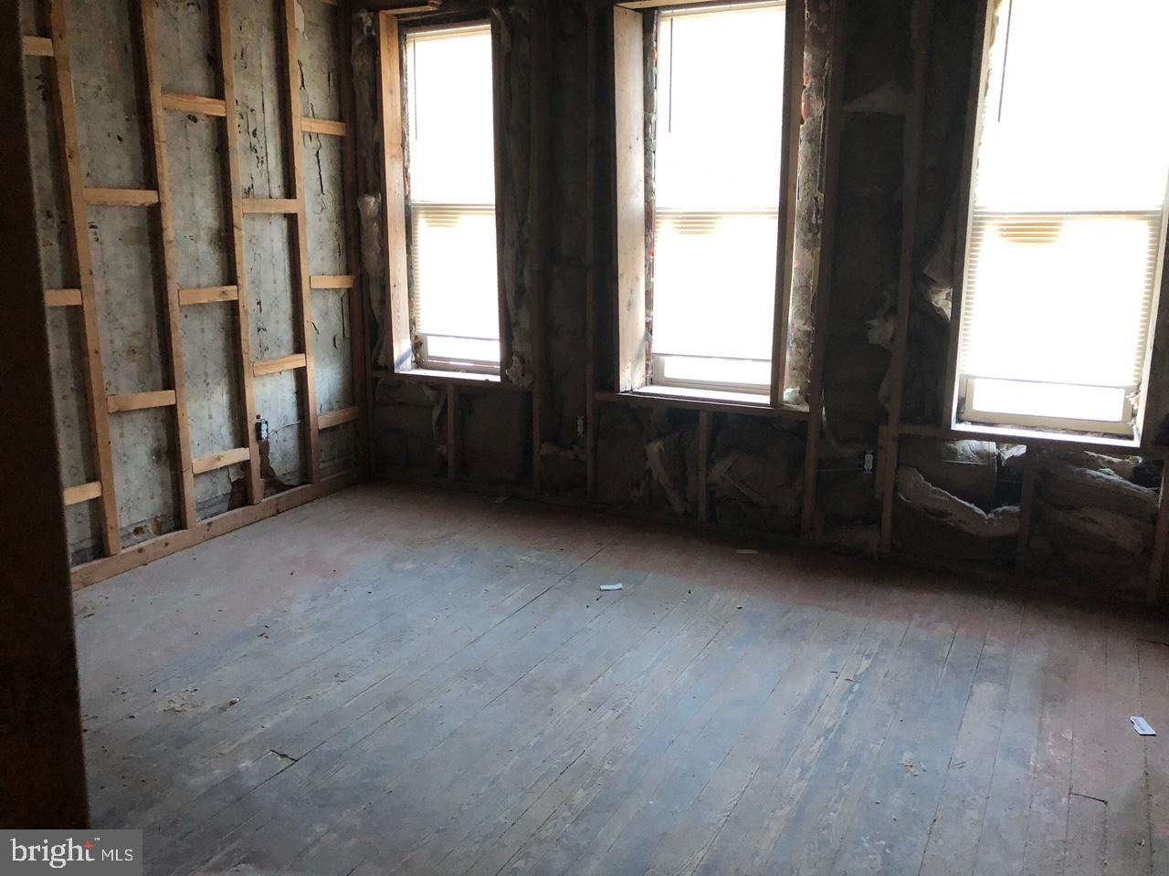 FRANKLIN SQUARE HISTORIC DISTRICT - Residential