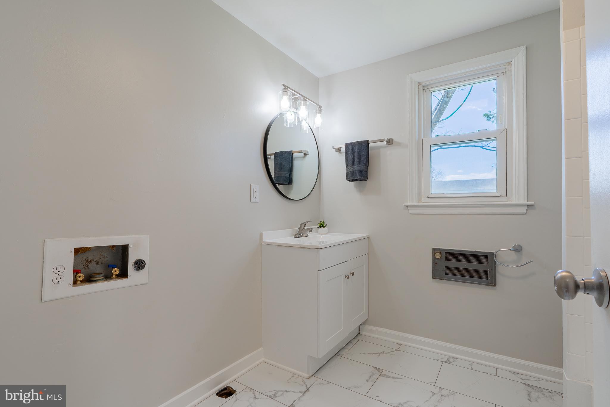 DUTCH LANE - Residential