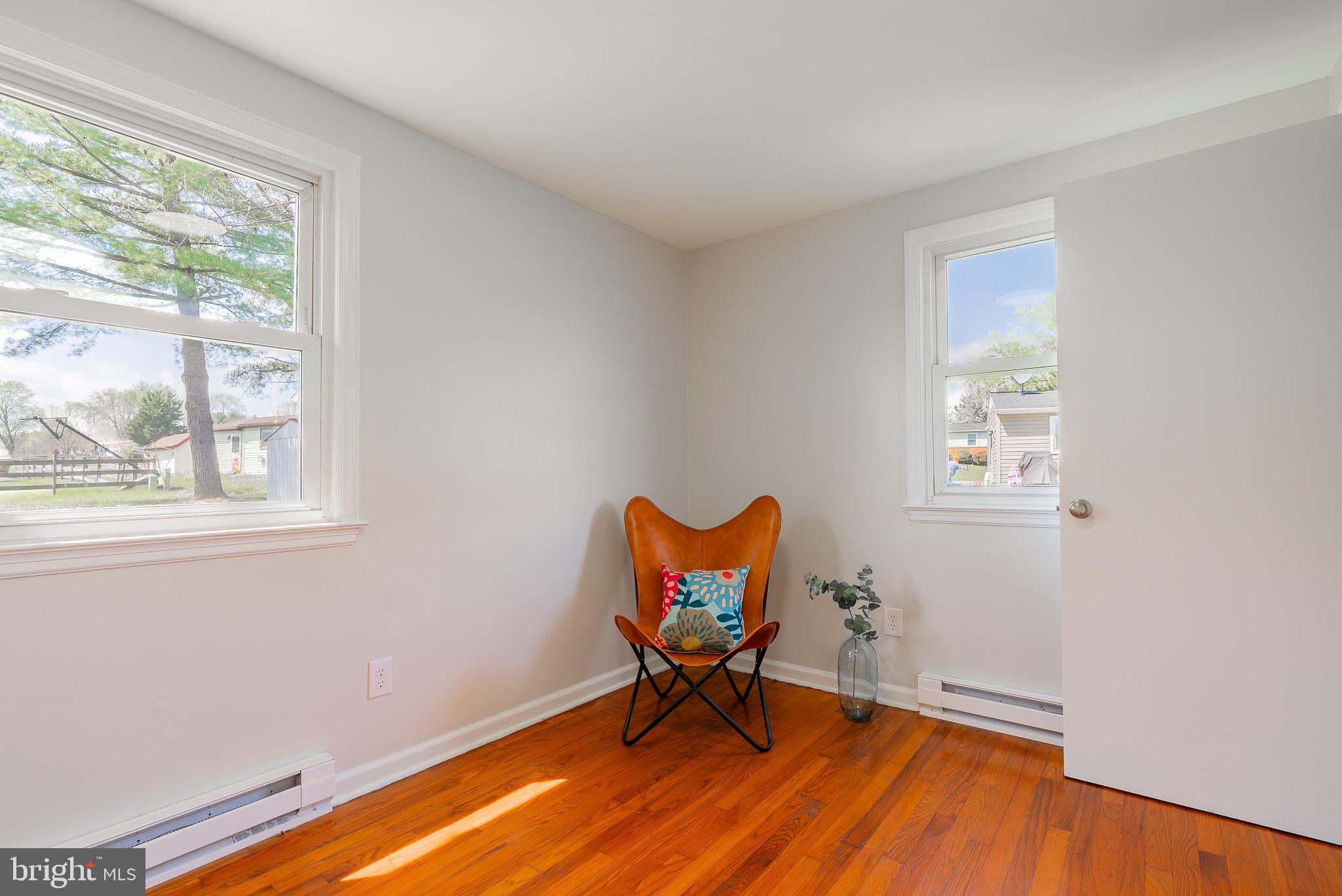 DUTCH LANE - Residential