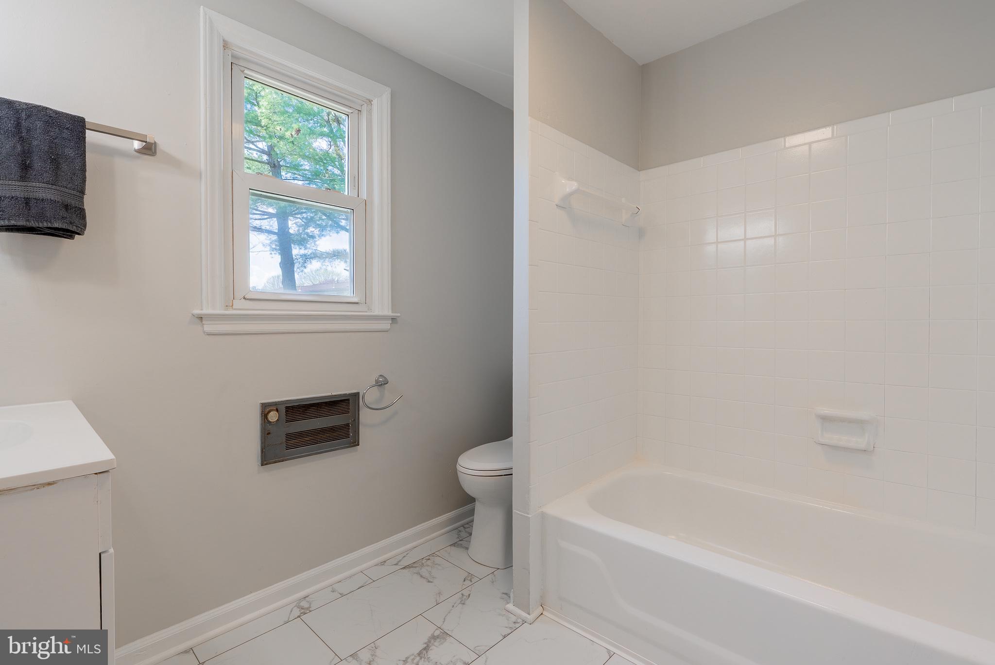 DUTCH LANE - Residential