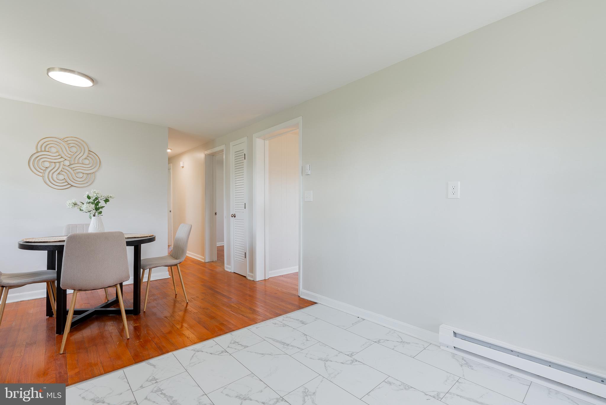 DUTCH LANE - Residential