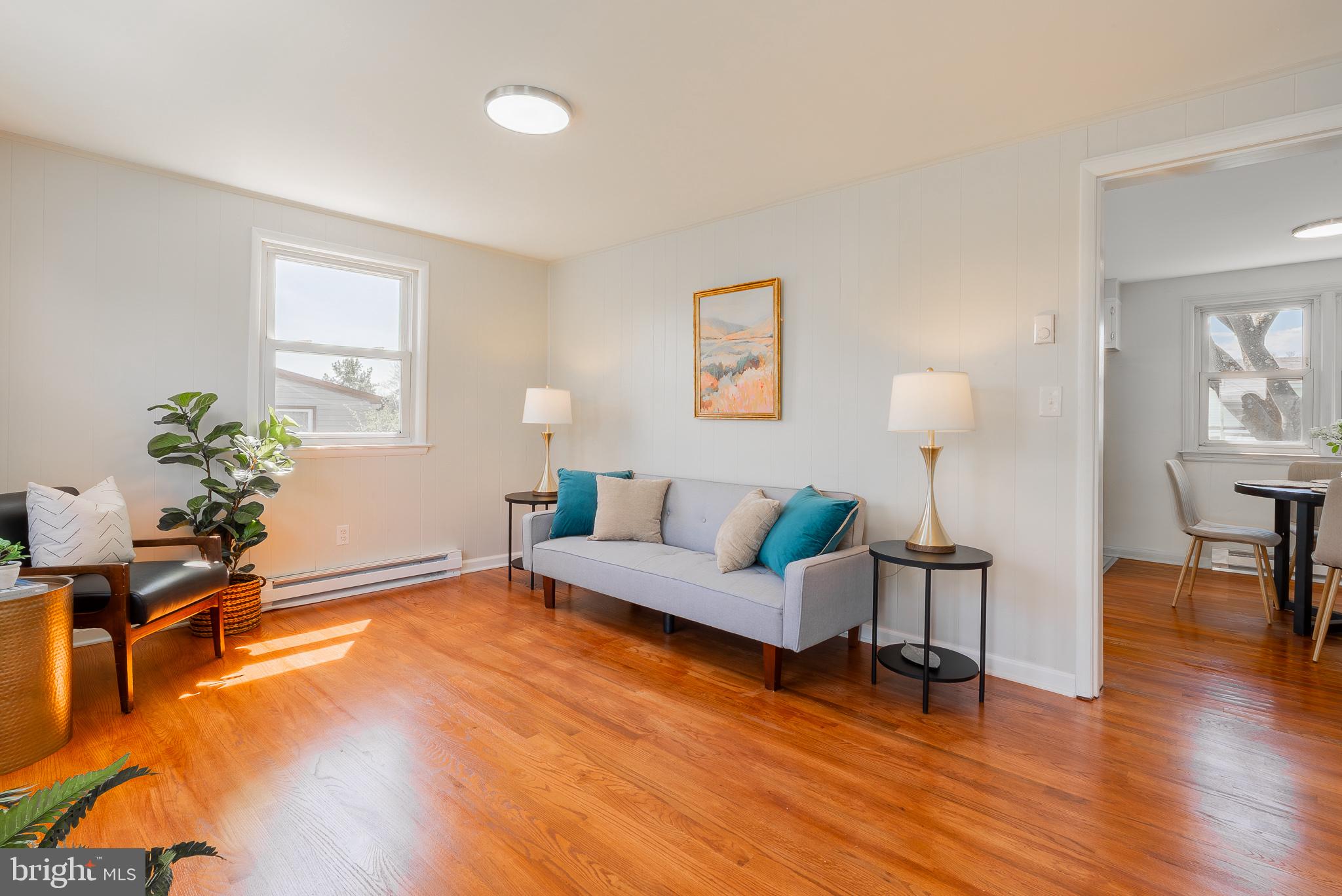 DUTCH LANE - Residential