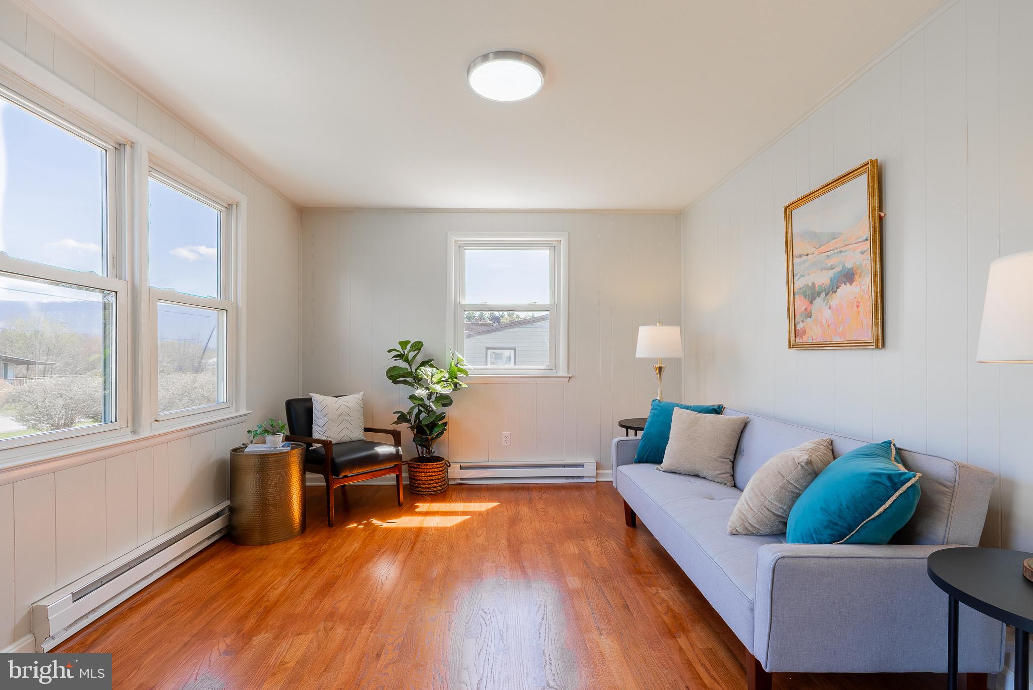 DUTCH LANE - Residential