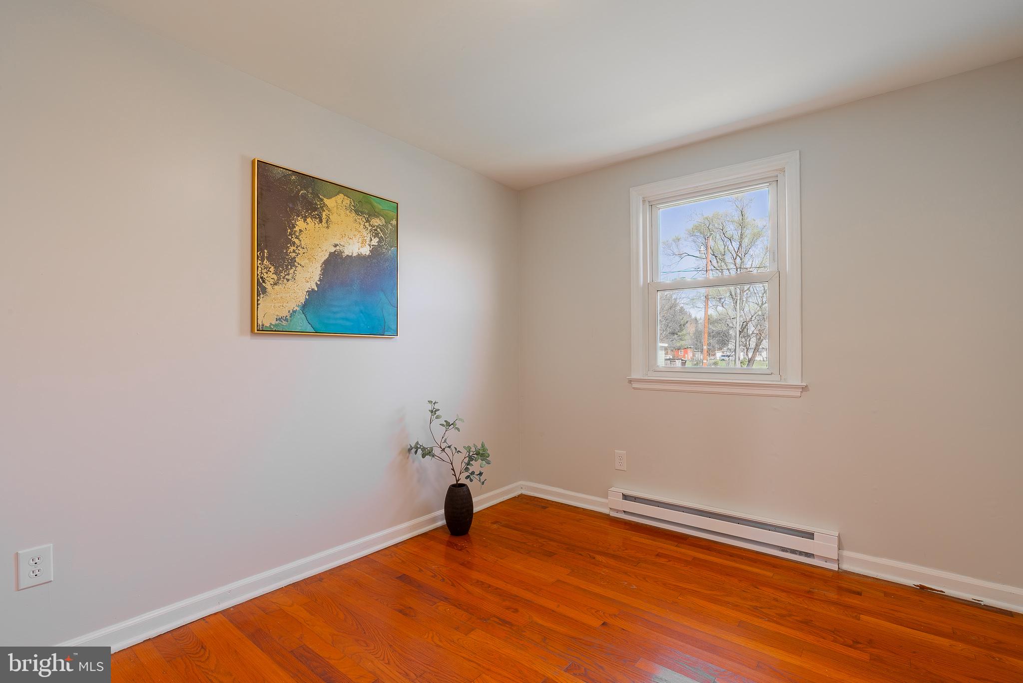 DUTCH LANE - Residential