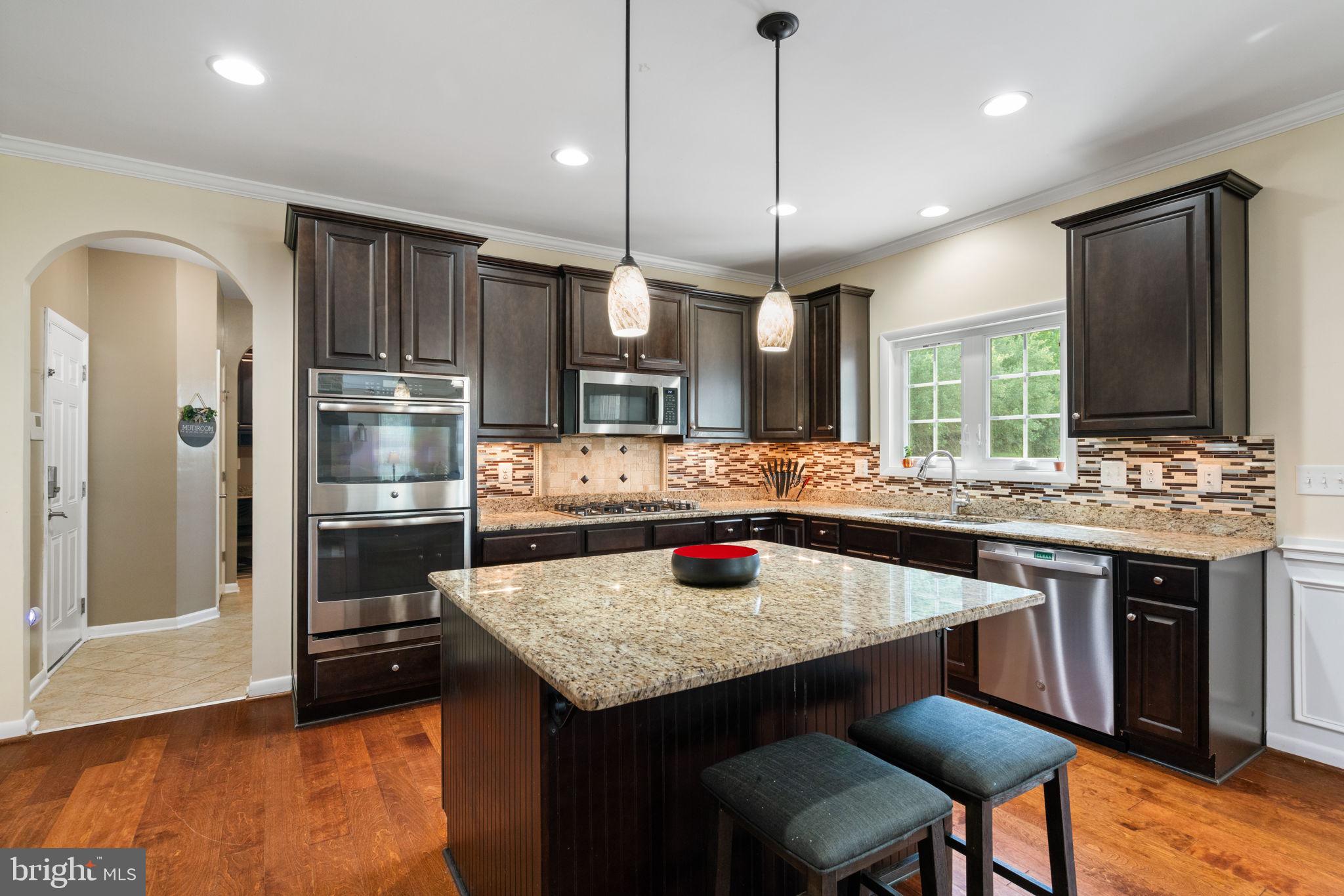 15 BOXWOOD COURT