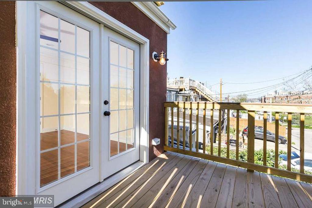 FEDERAL HILL HISTORIC DISTRICT - Residential Lease