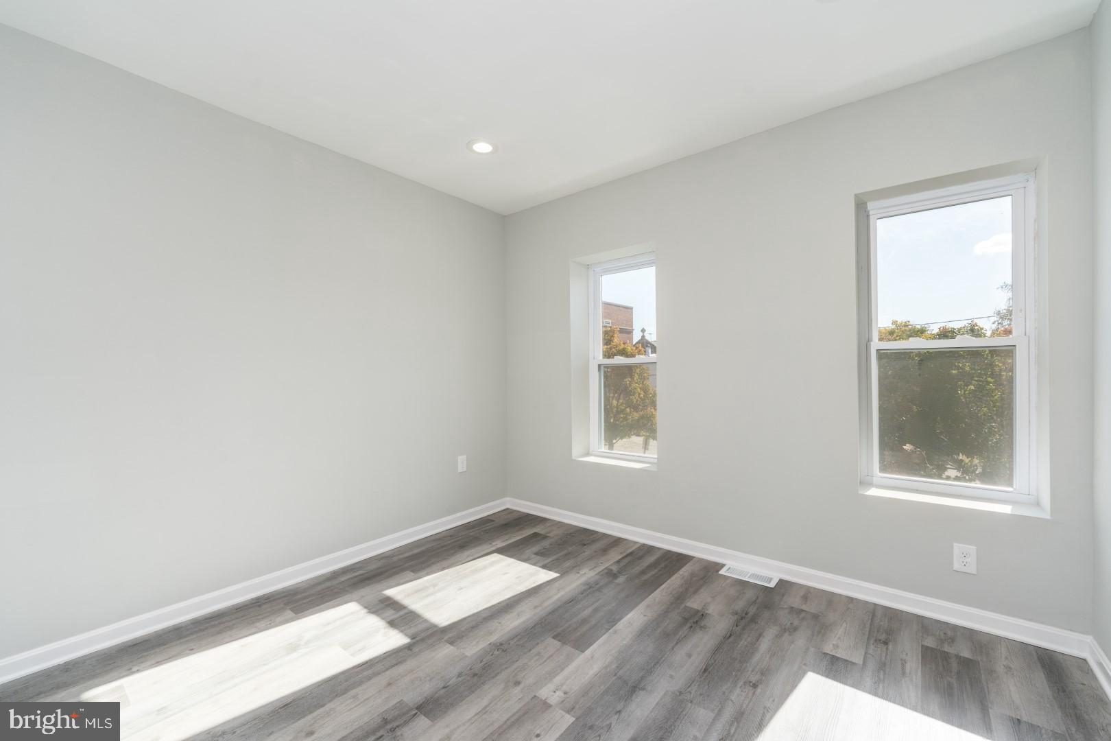 WASHINGTON VILLAGE - Residential Lease