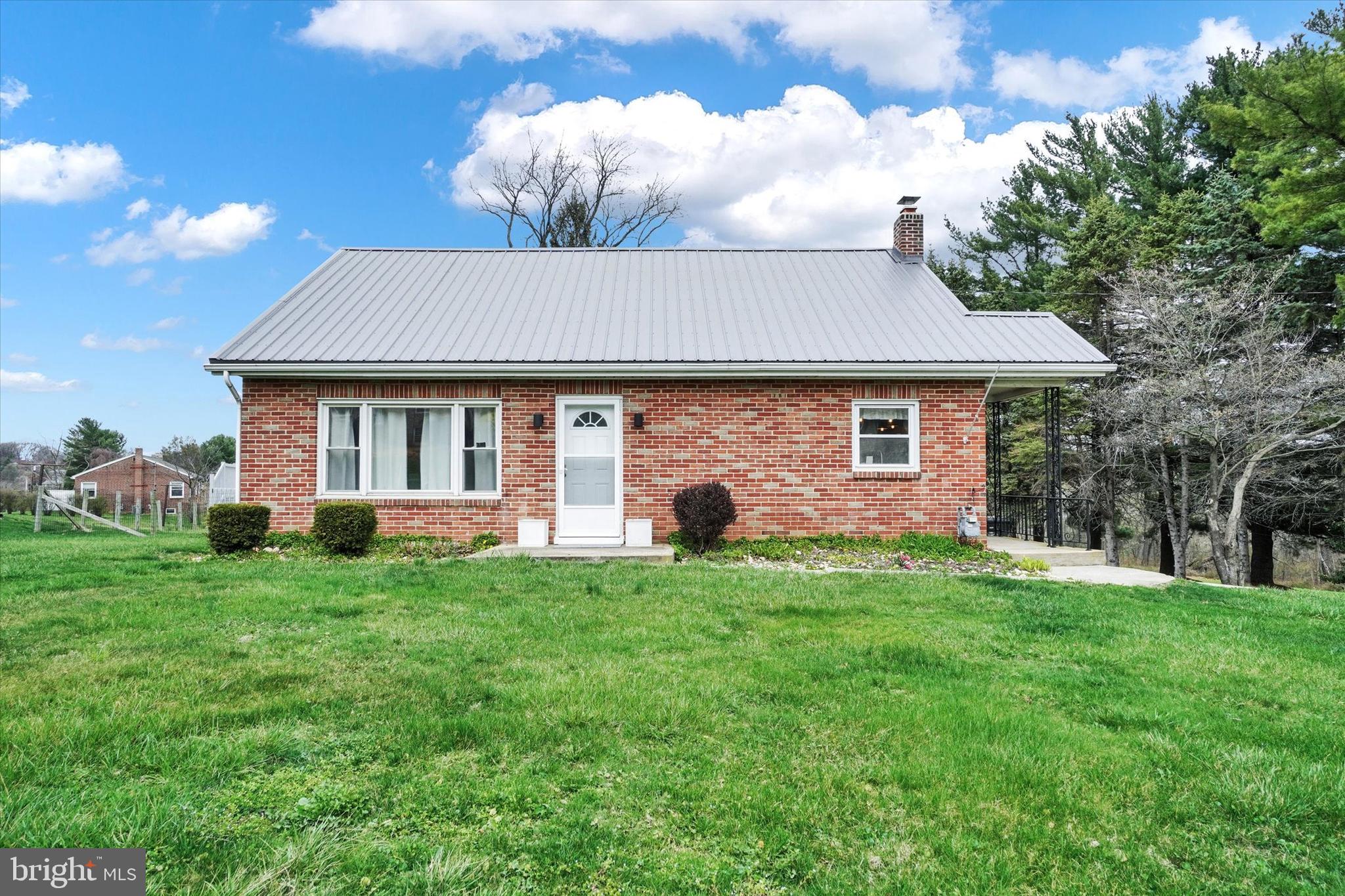 WINDSOR - Residential