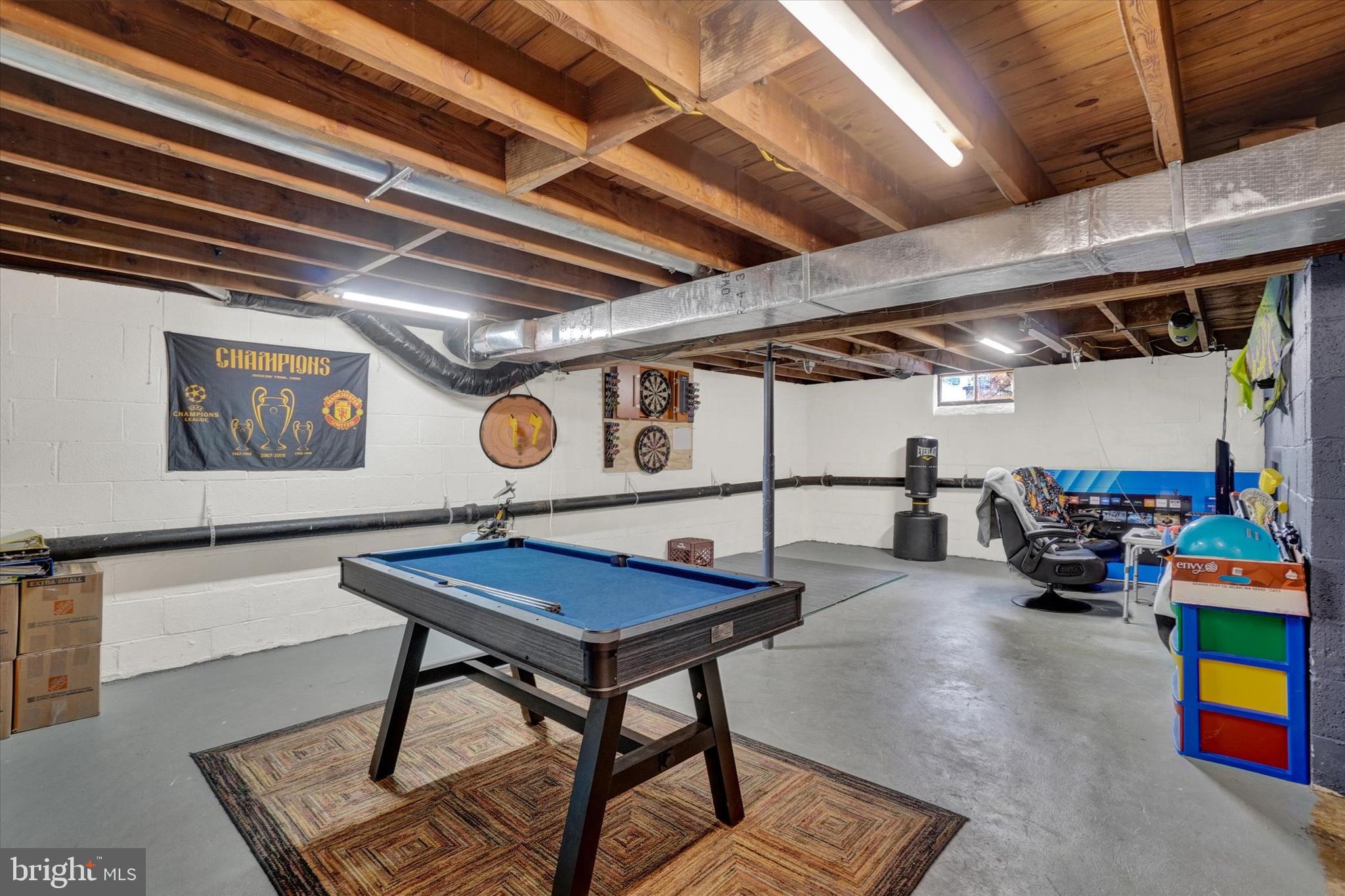 WINDSOR - Residential