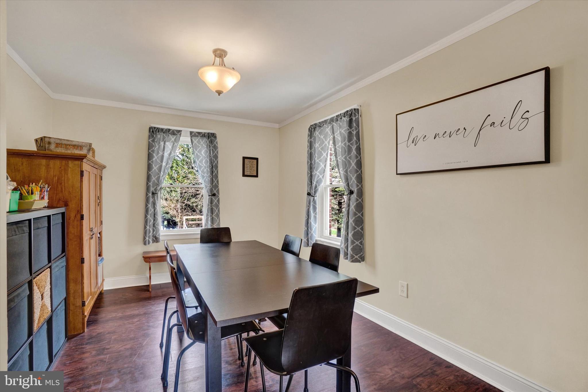 WINDSOR - Residential