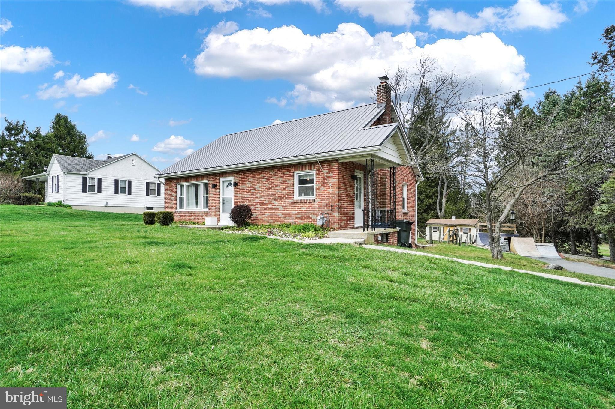 WINDSOR - Residential