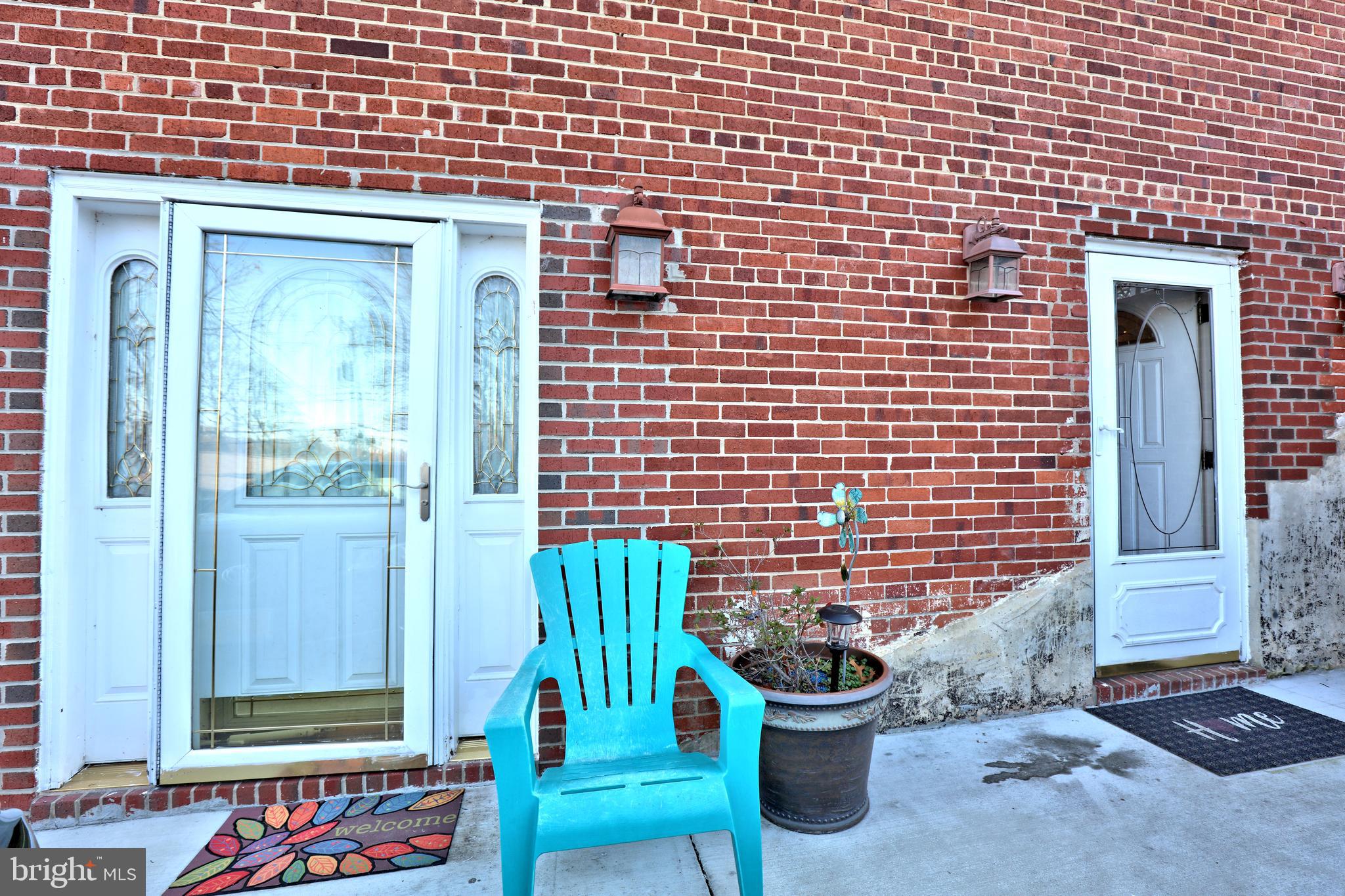 BROYHILL CREST - Residential Lease