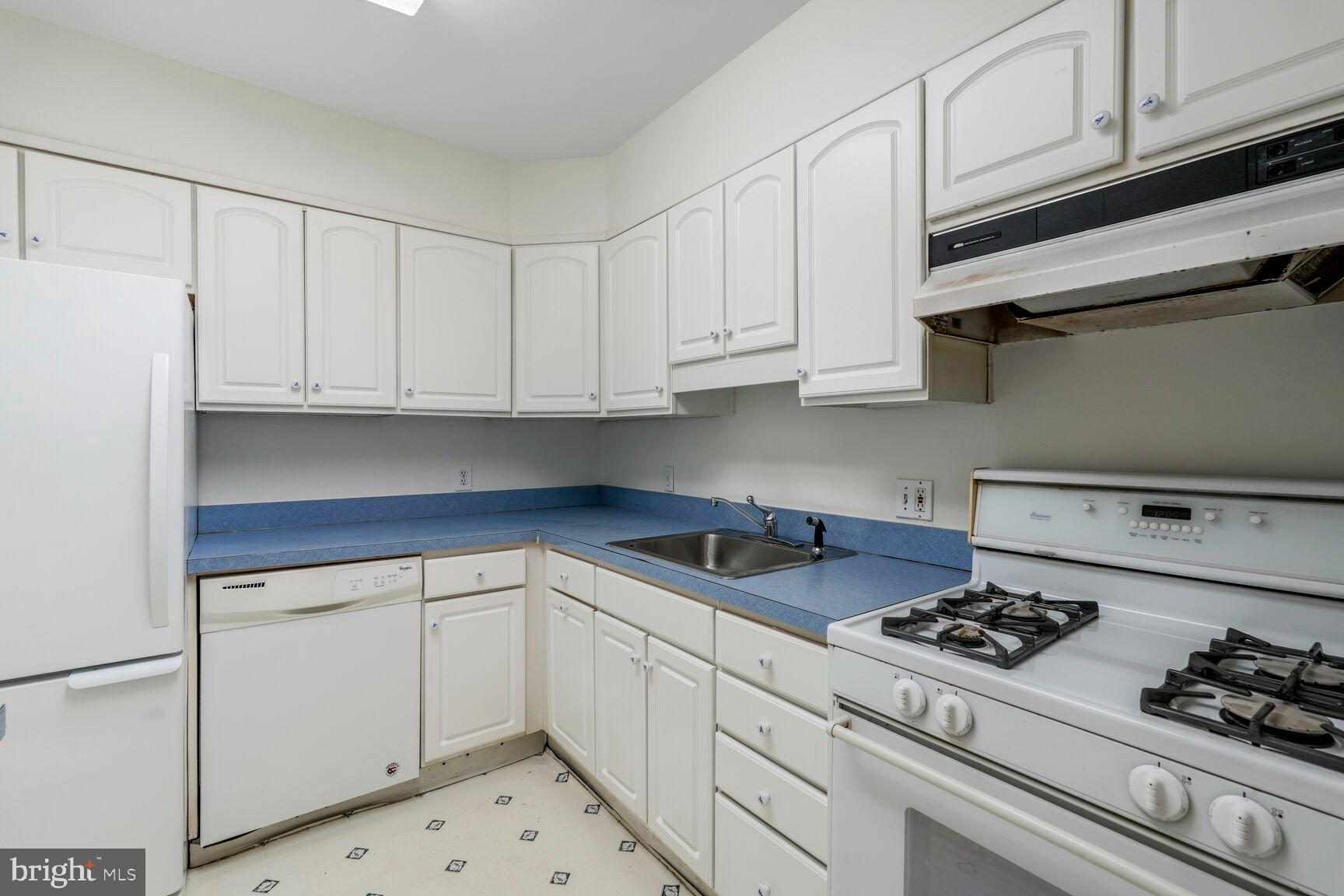 KENWOOD - Residential