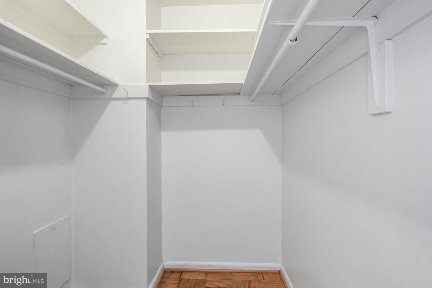 KENWOOD - Residential