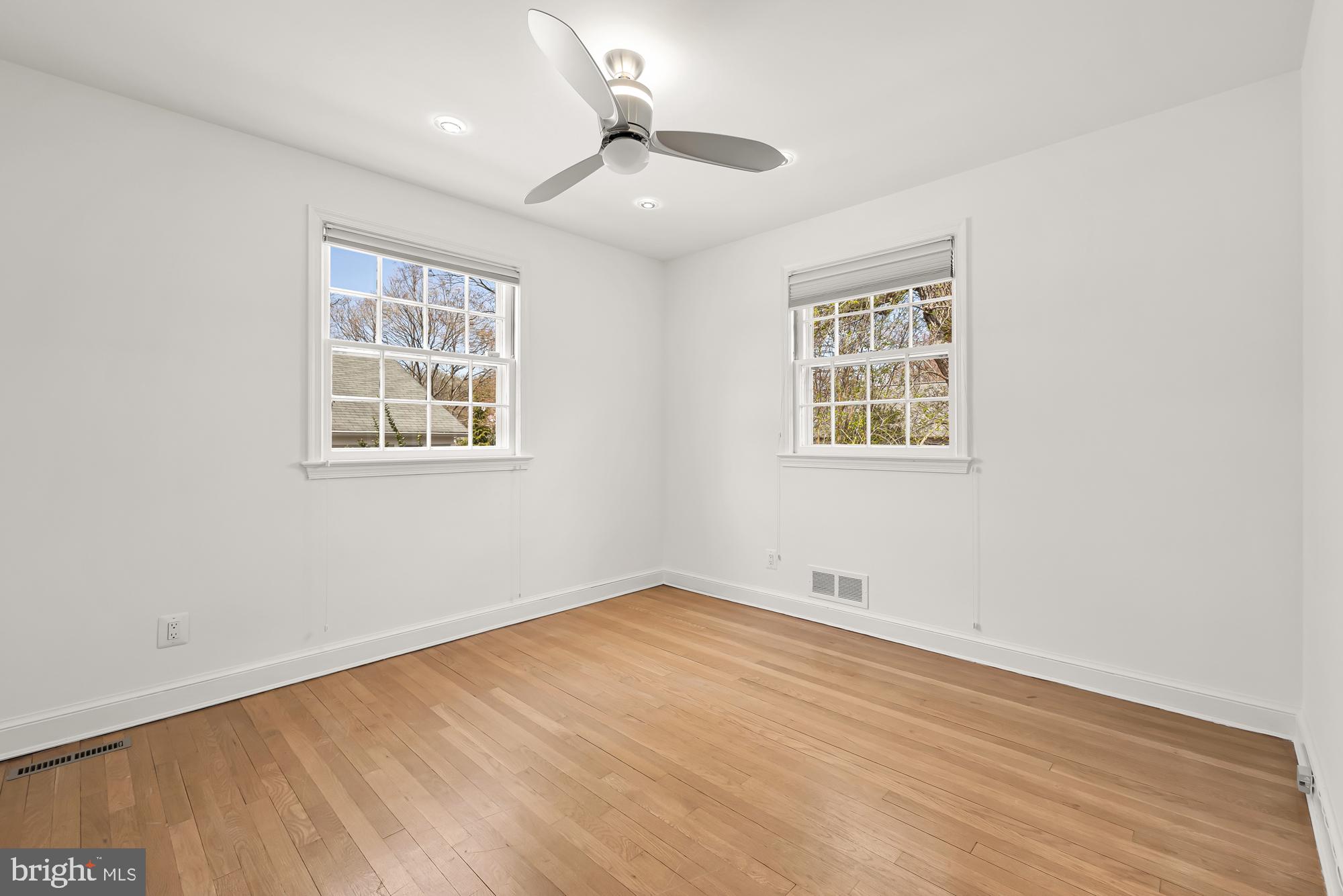 WESTMORELAND HILLS - Residential