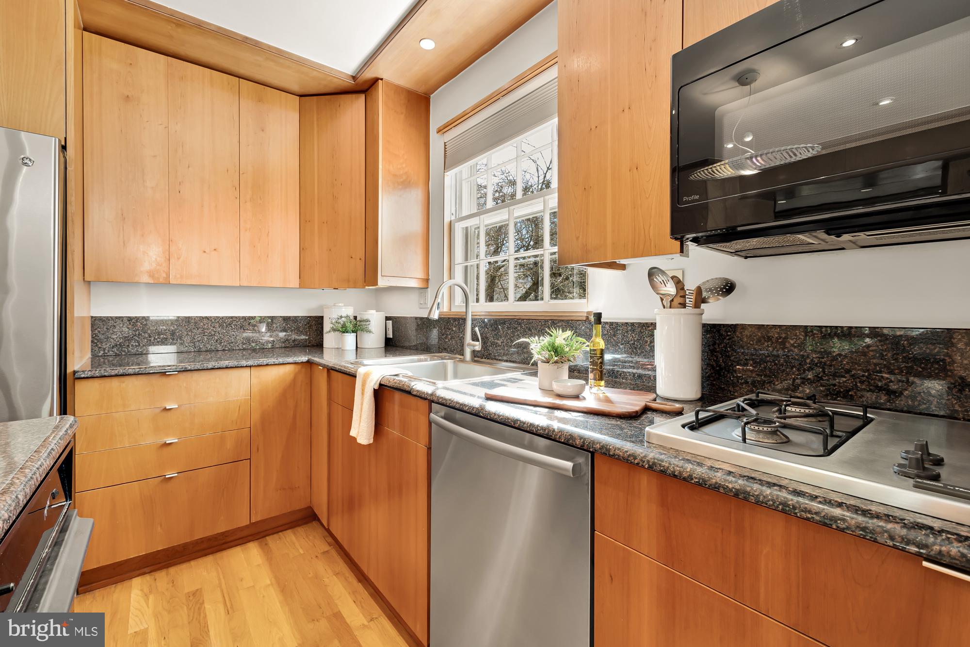 WESTMORELAND HILLS - Residential