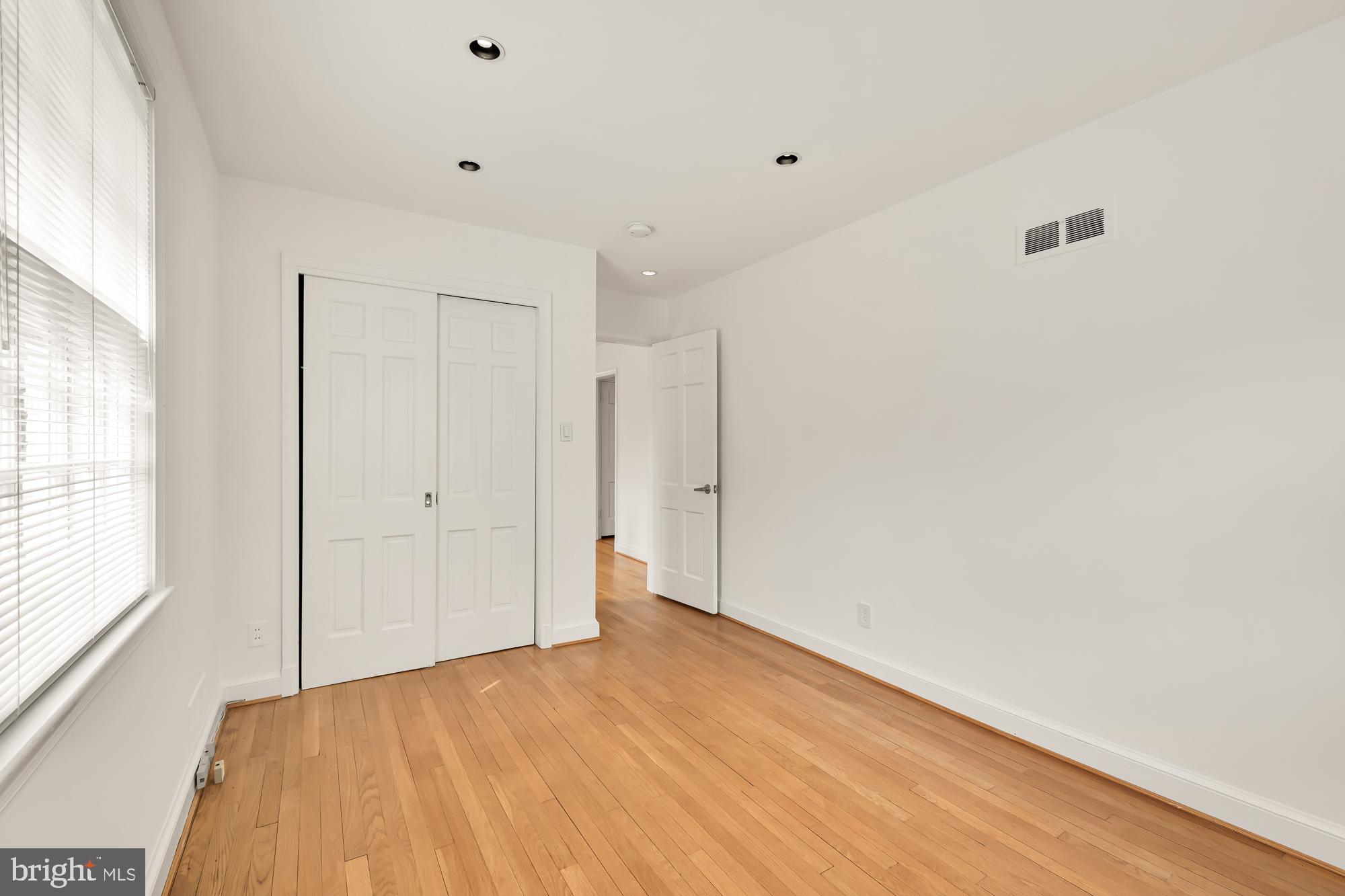 WESTMORELAND HILLS - Residential