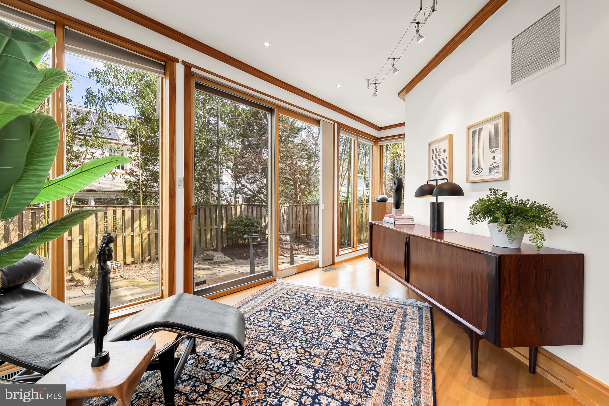 WESTMORELAND HILLS - Residential