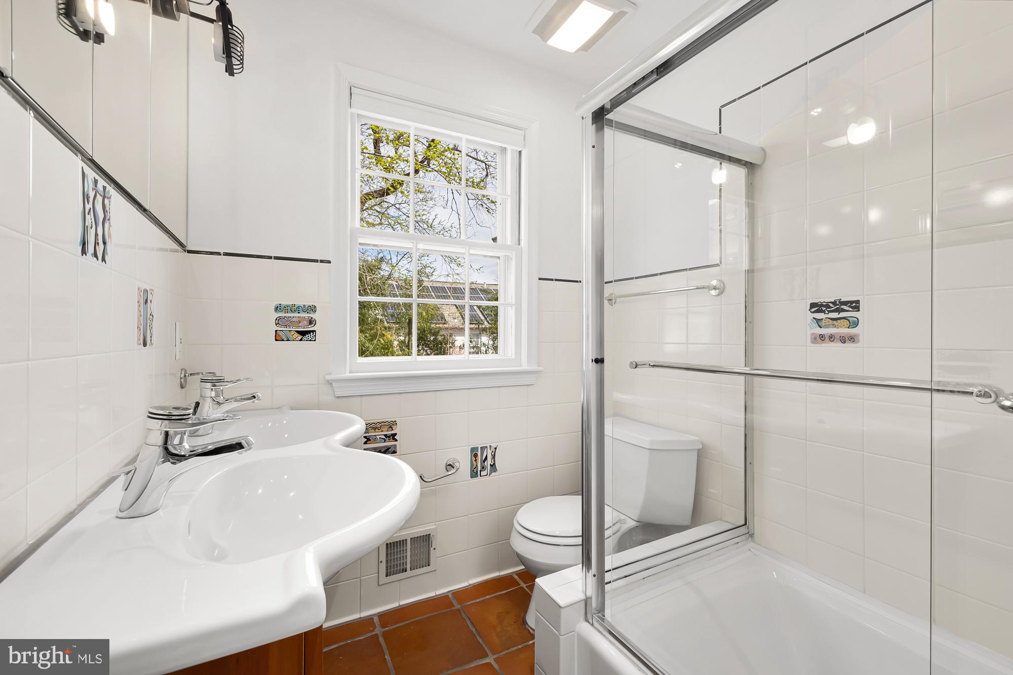 WESTMORELAND HILLS - Residential