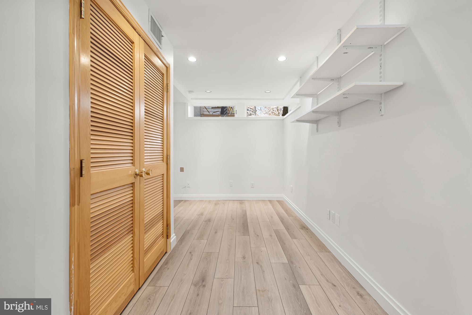 WESTMORELAND HILLS - Residential