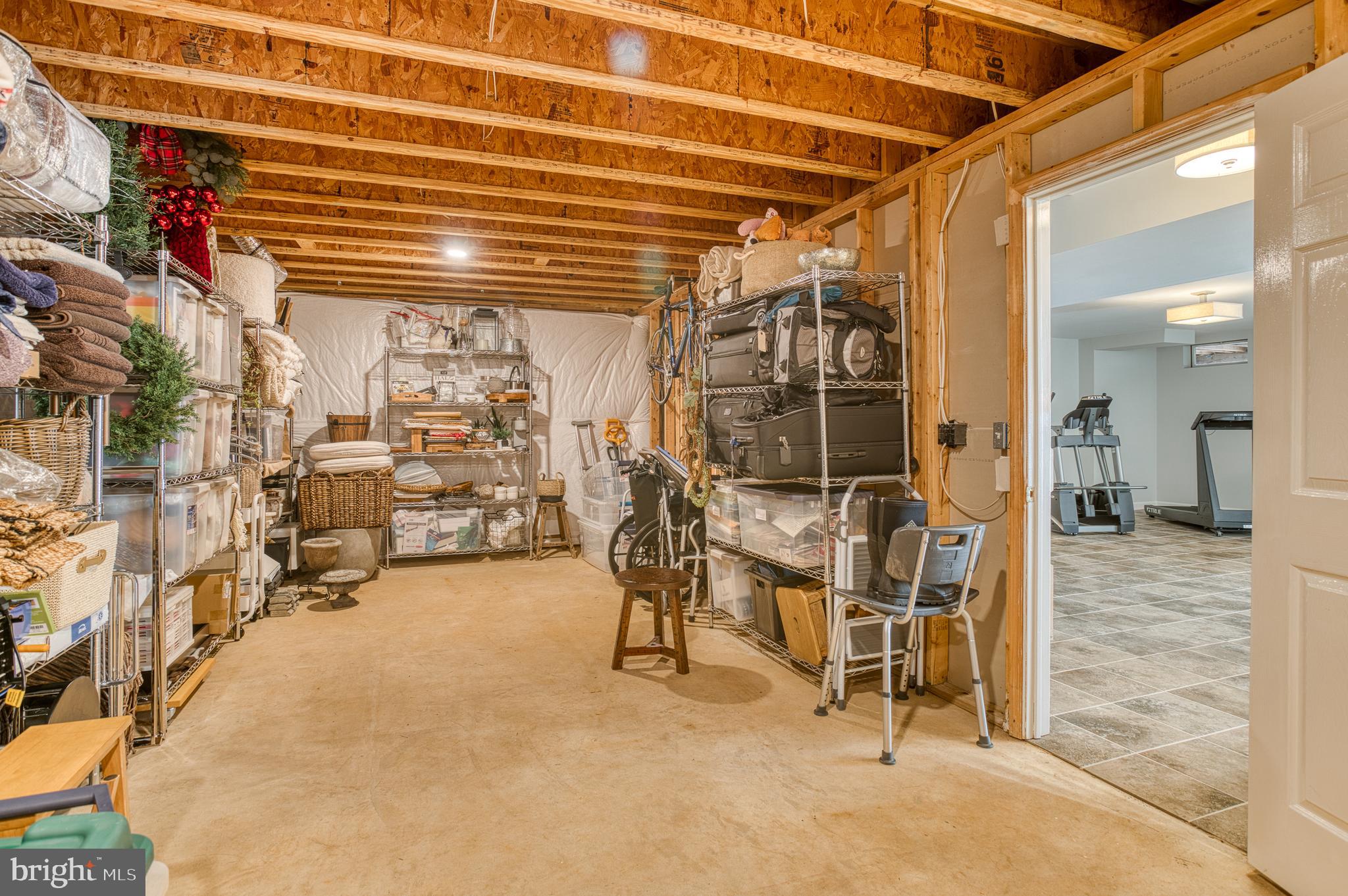 MISTY RUN ESTATES - Residential