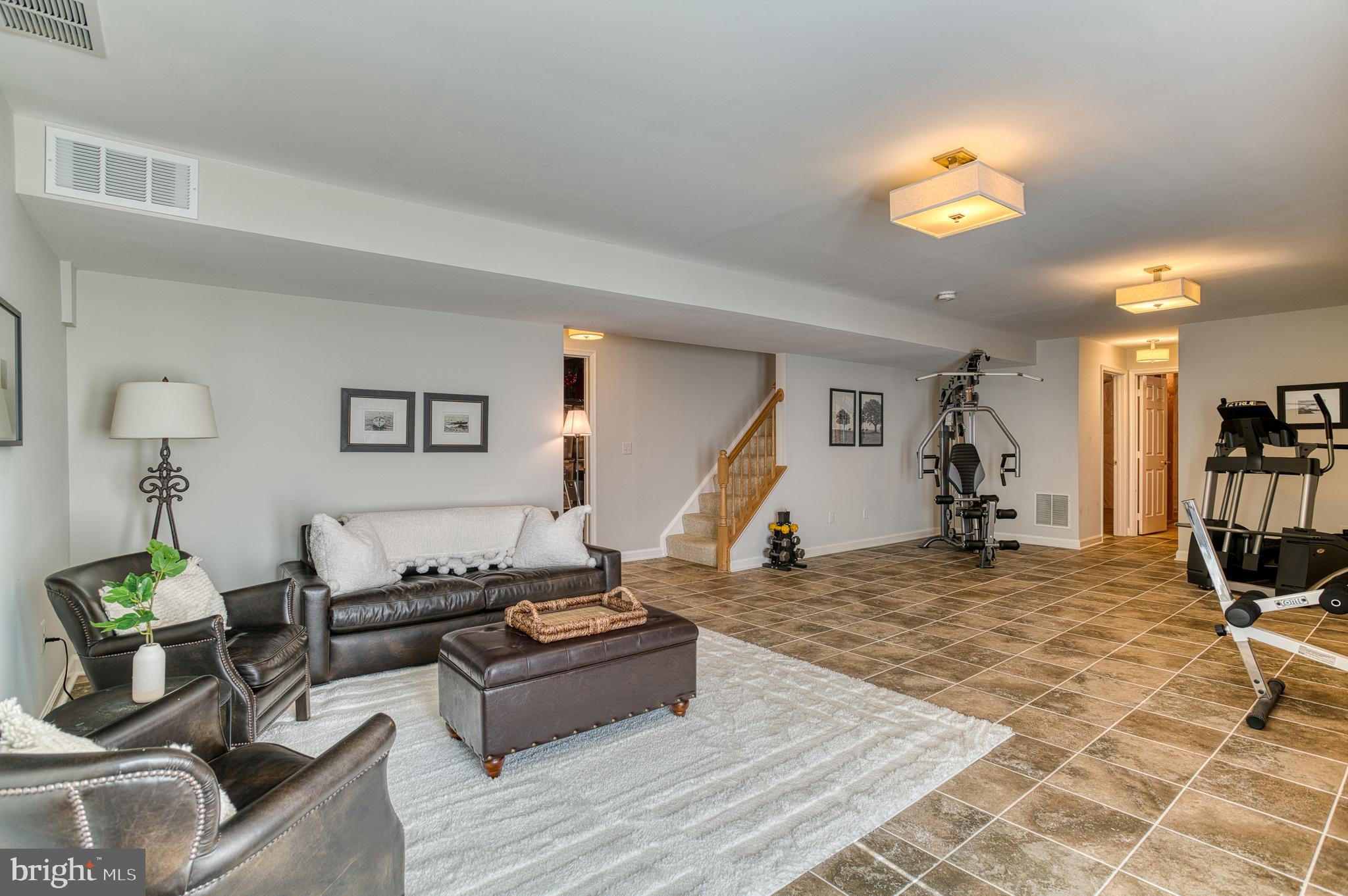 MISTY RUN ESTATES - Residential