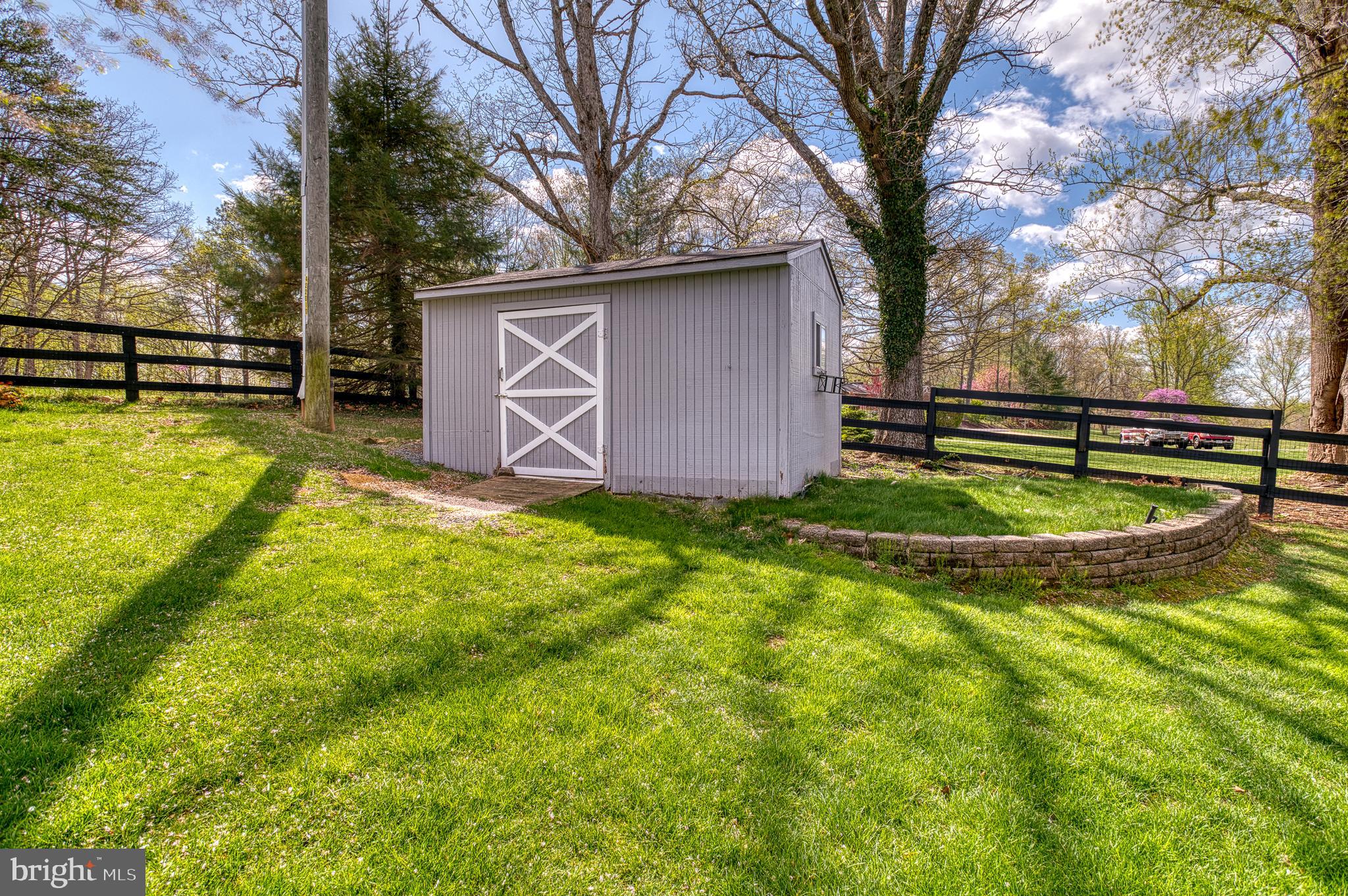 MISTY RUN ESTATES - Residential