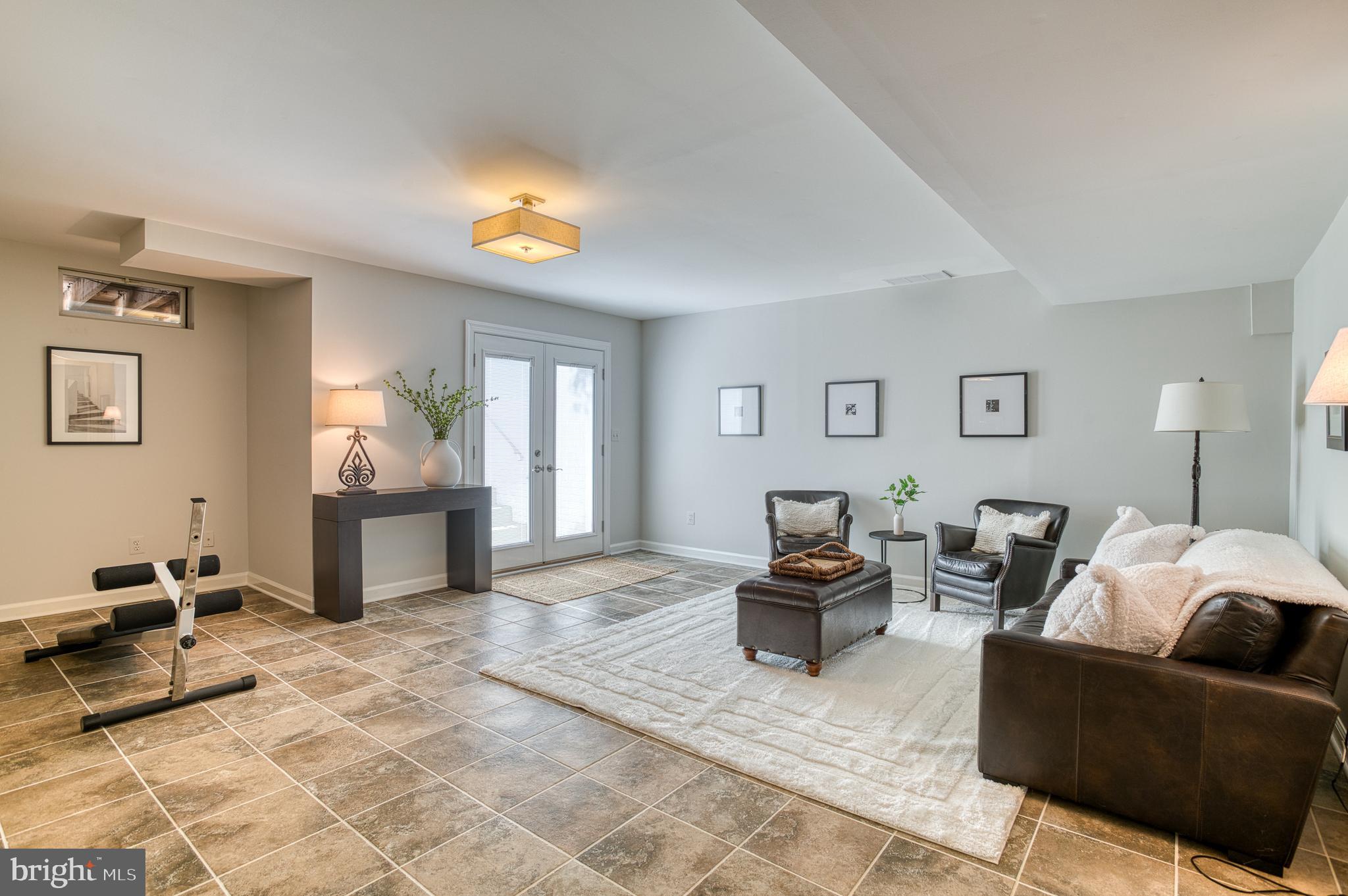 MISTY RUN ESTATES - Residential