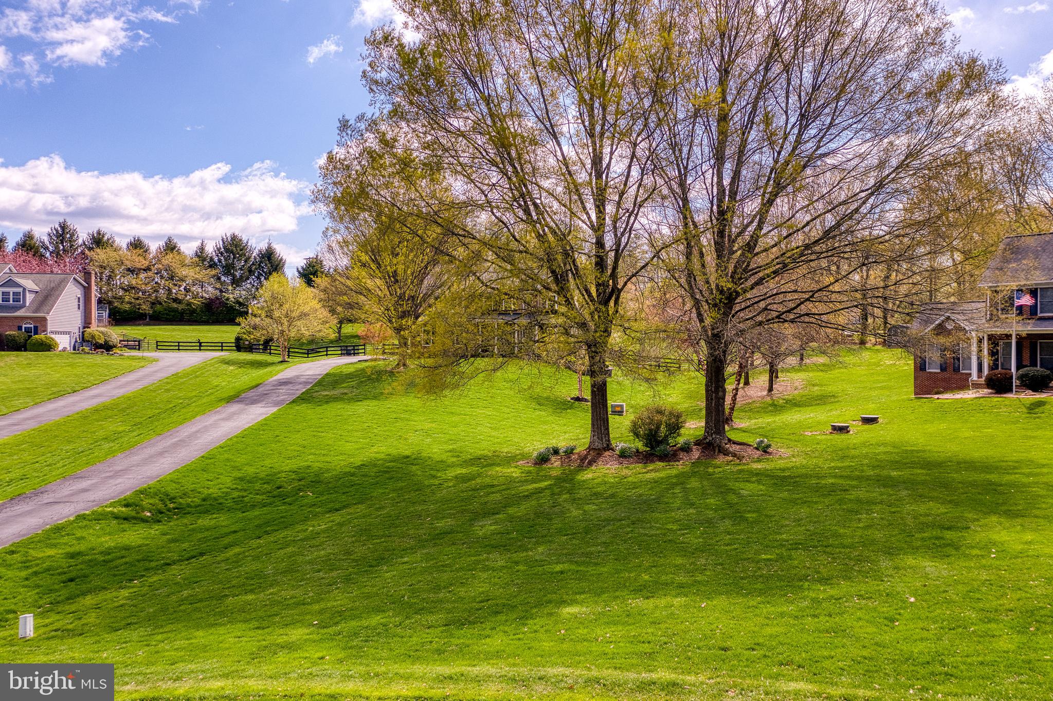 MISTY RUN ESTATES - Residential