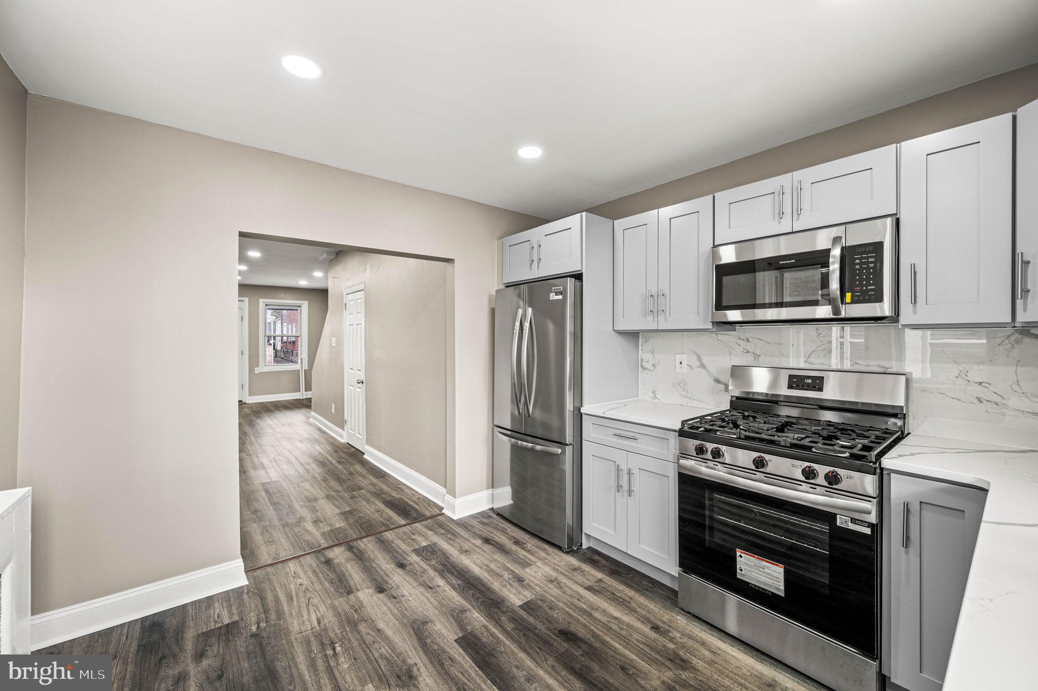 136 W CLARKSON AVENUE