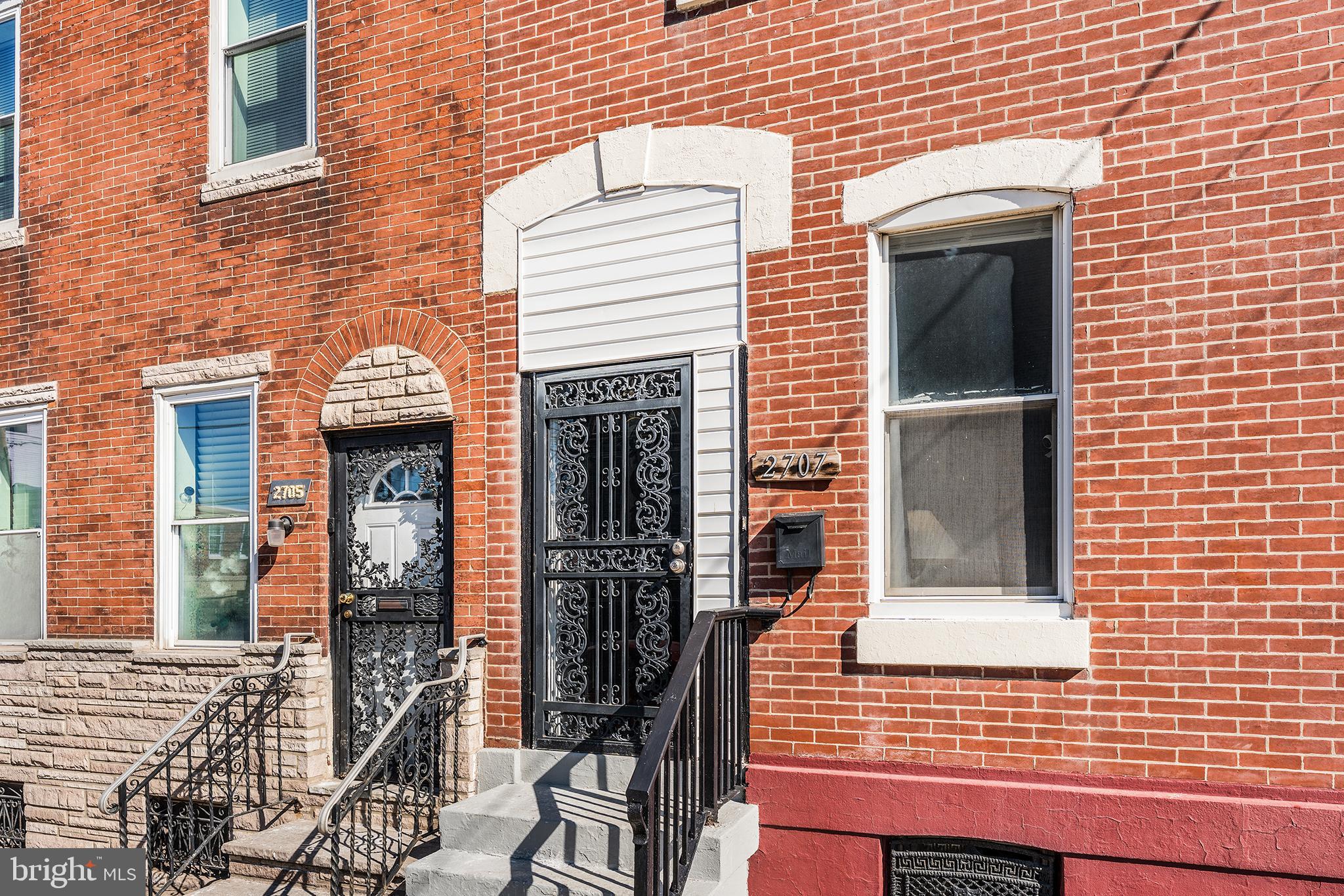 2707 E HUNTINGDON STREET