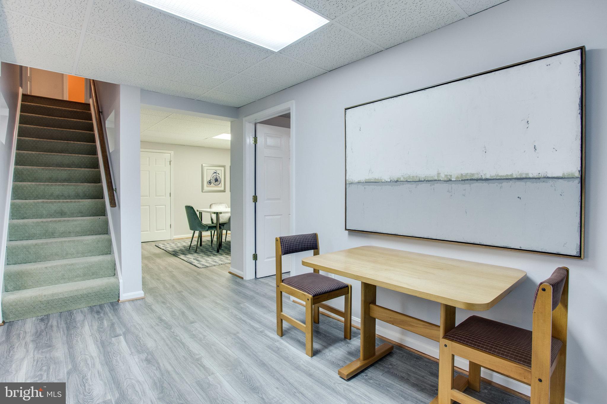 MC LEAN HAMLET - Residential