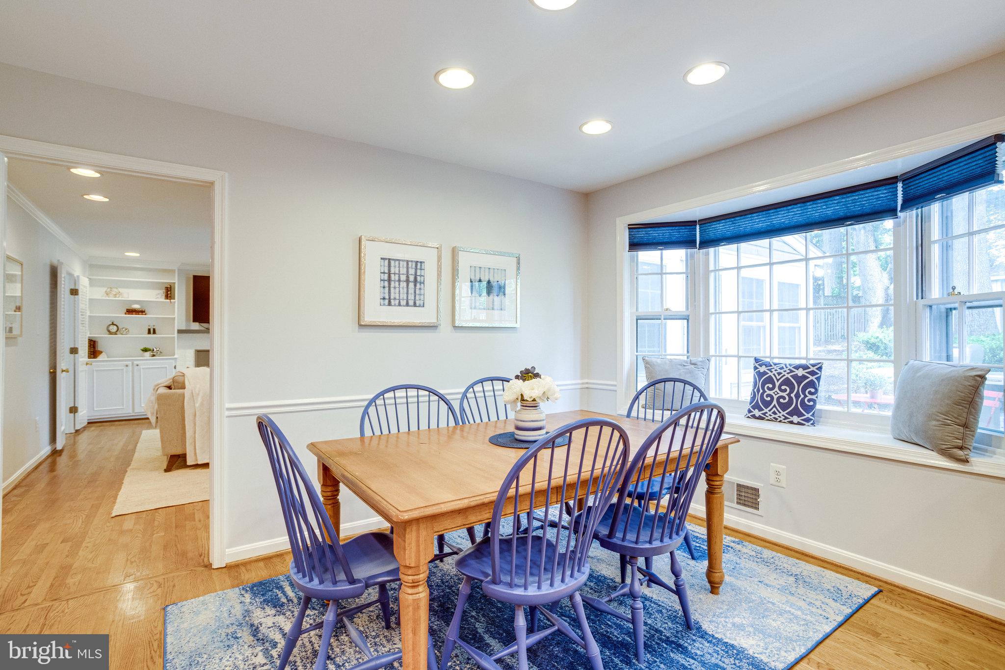 MC LEAN HAMLET - Residential