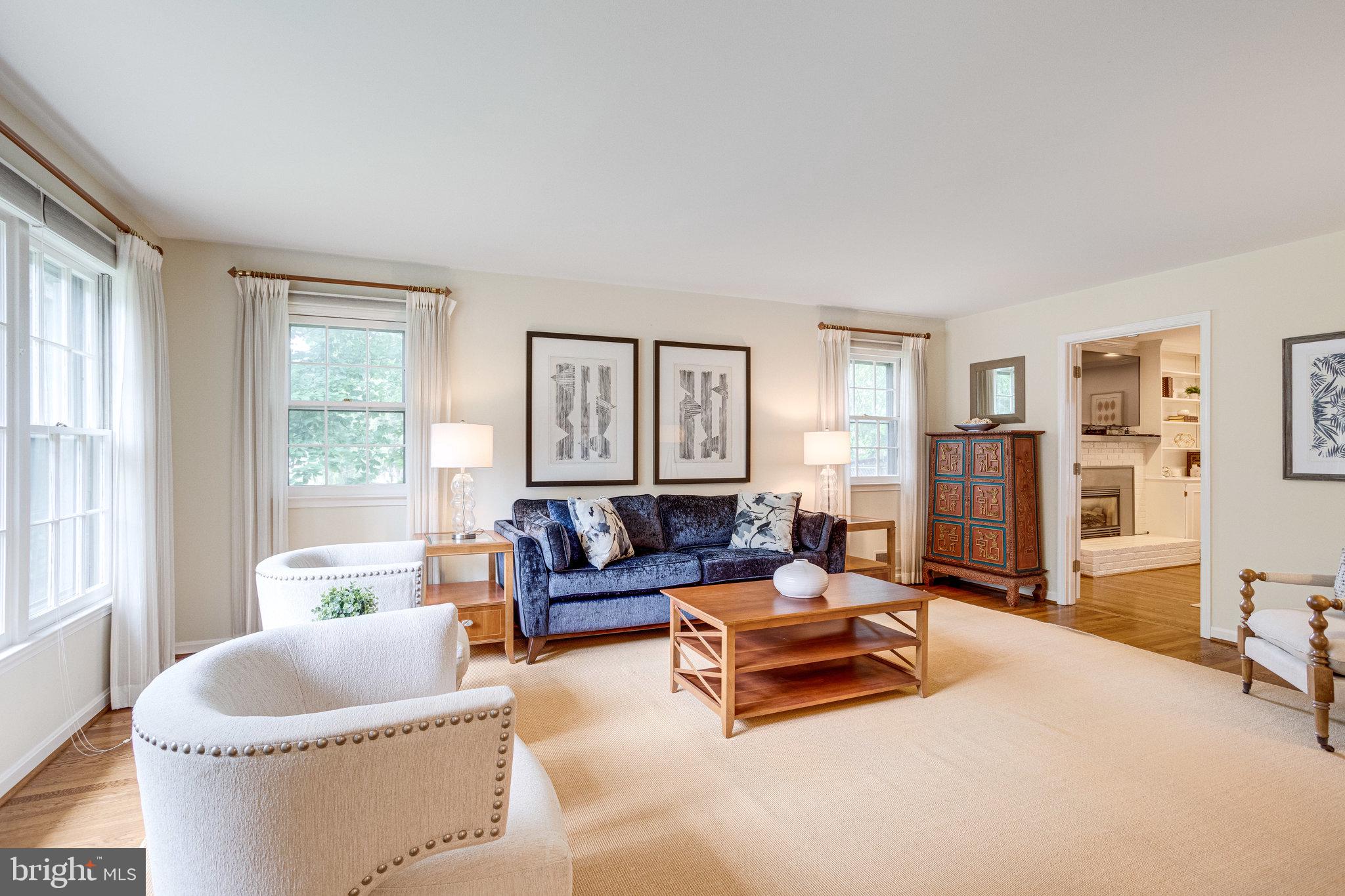 MC LEAN HAMLET - Residential