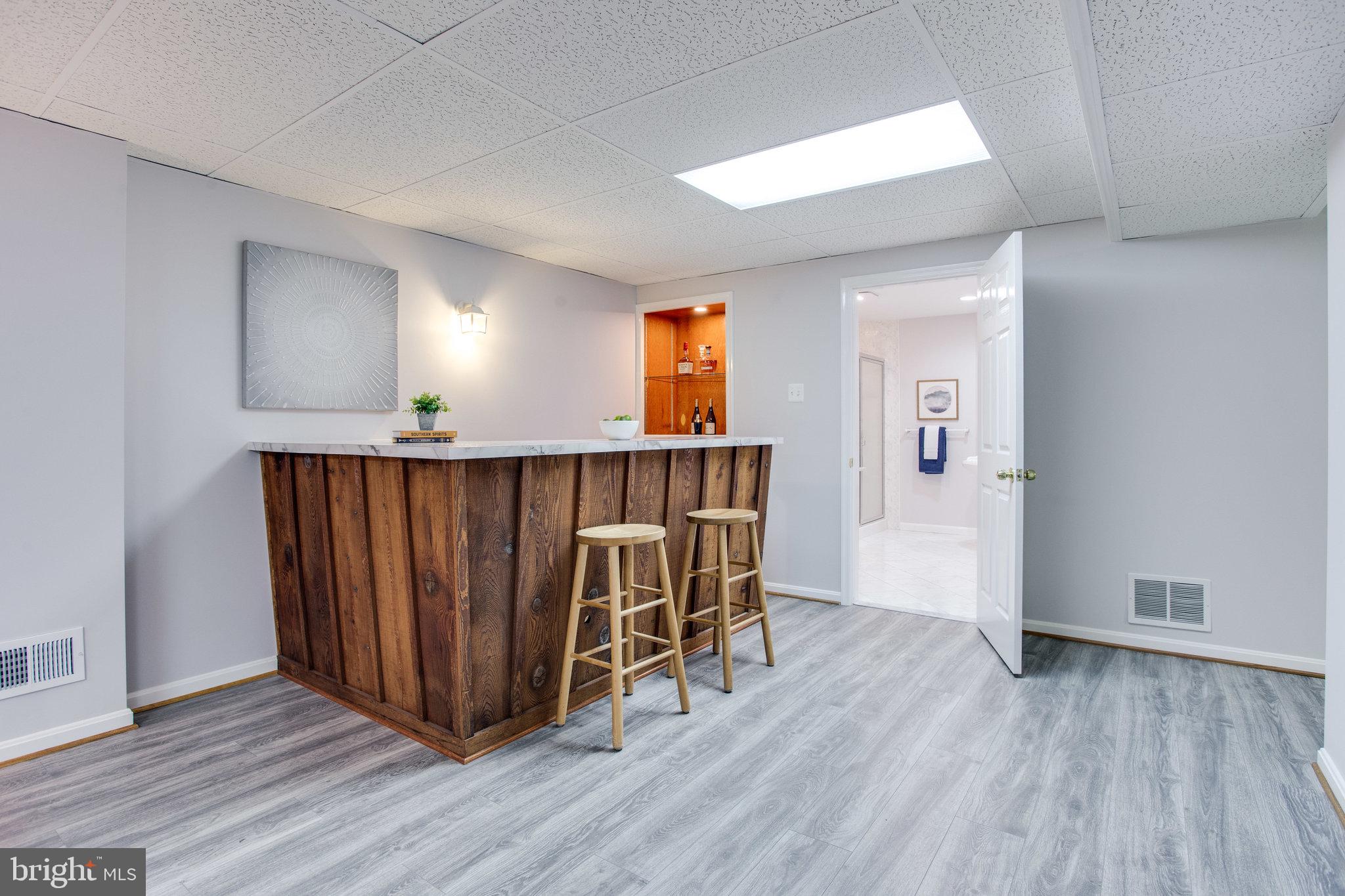 MC LEAN HAMLET - Residential