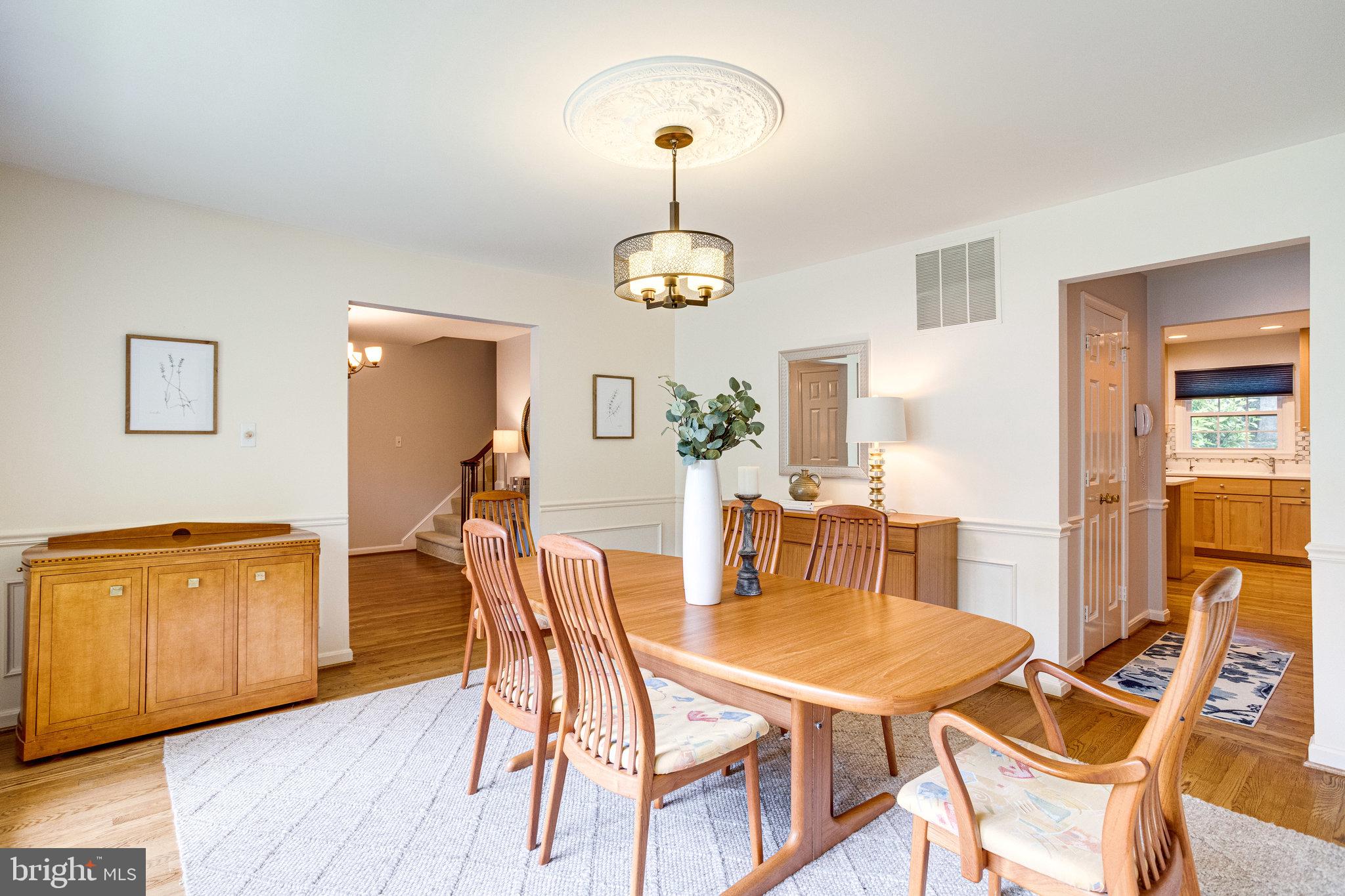 MC LEAN HAMLET - Residential