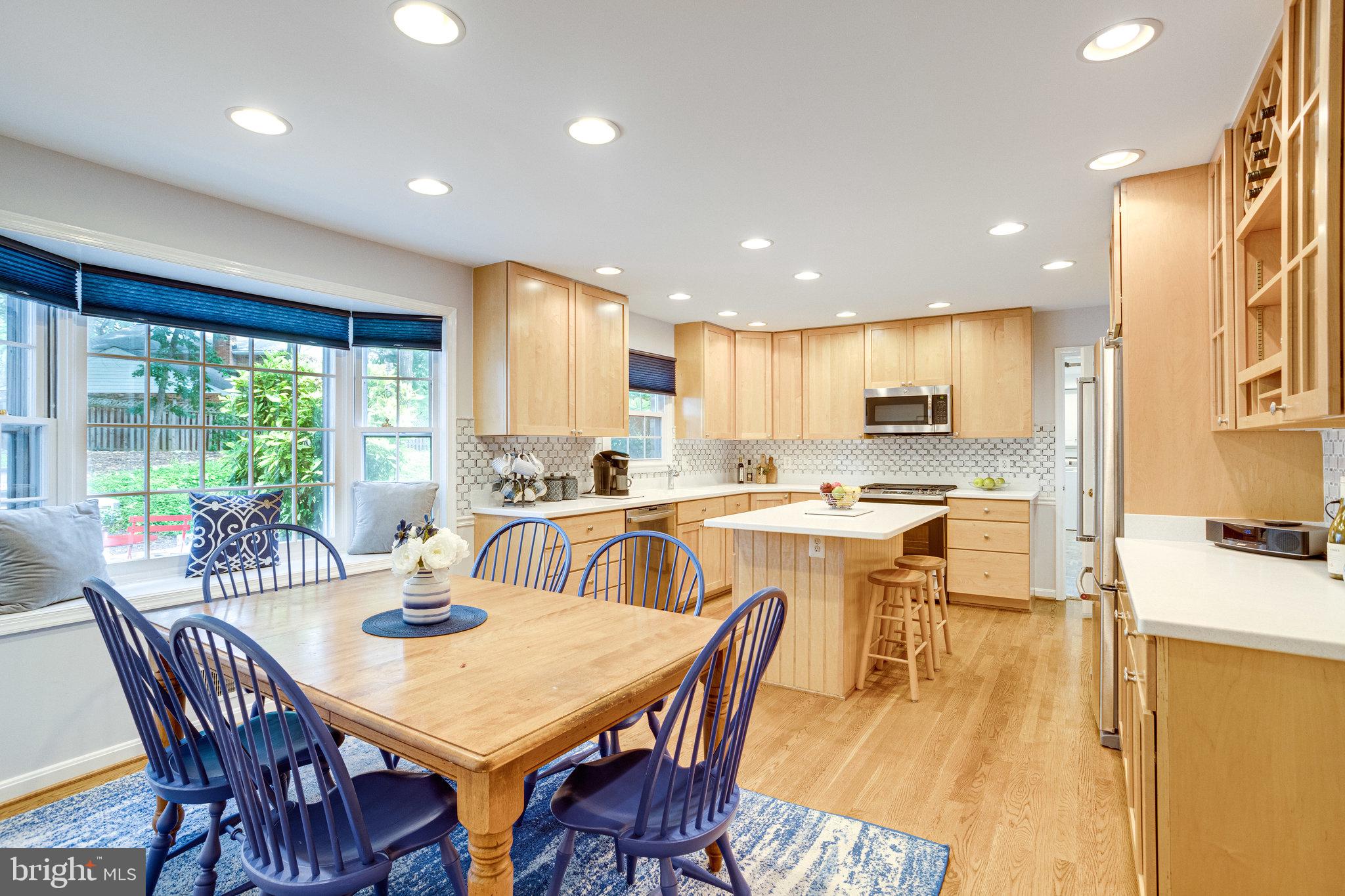 MC LEAN HAMLET - Residential