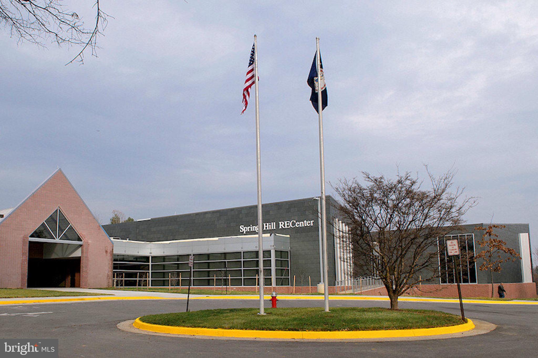 MC LEAN HAMLET - Residential