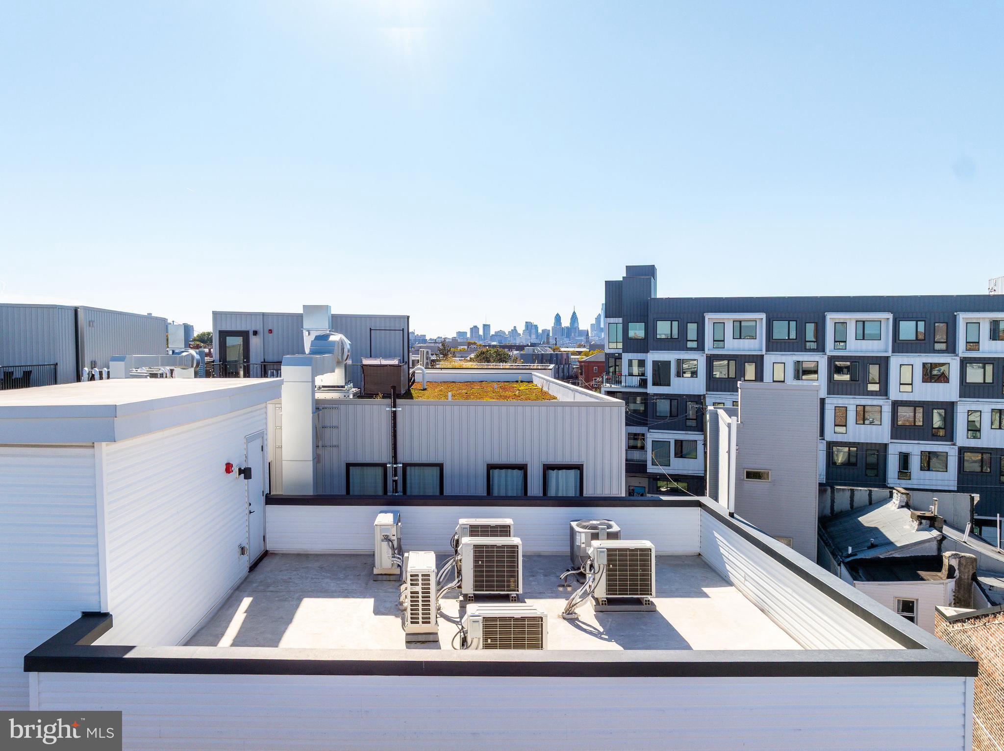 FISHTOWN - Commercial Sale