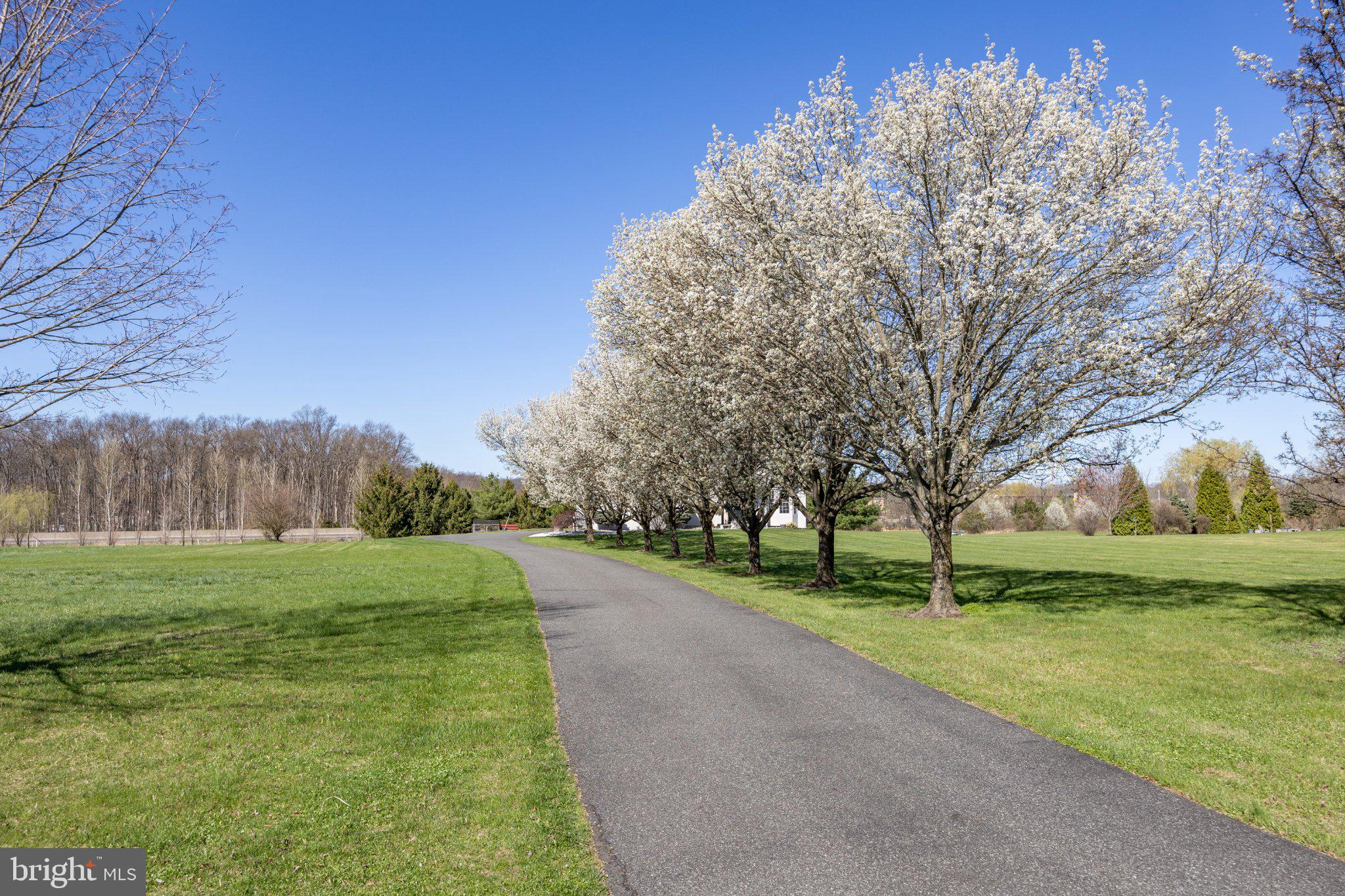 2308 STEINSBURG ROAD