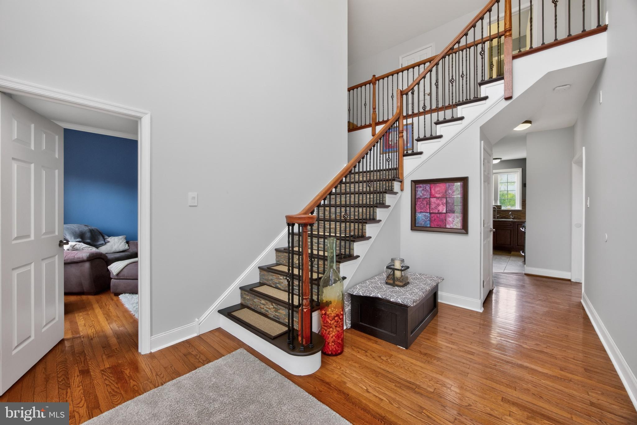 WALNUT SHADE FARM - Residential
